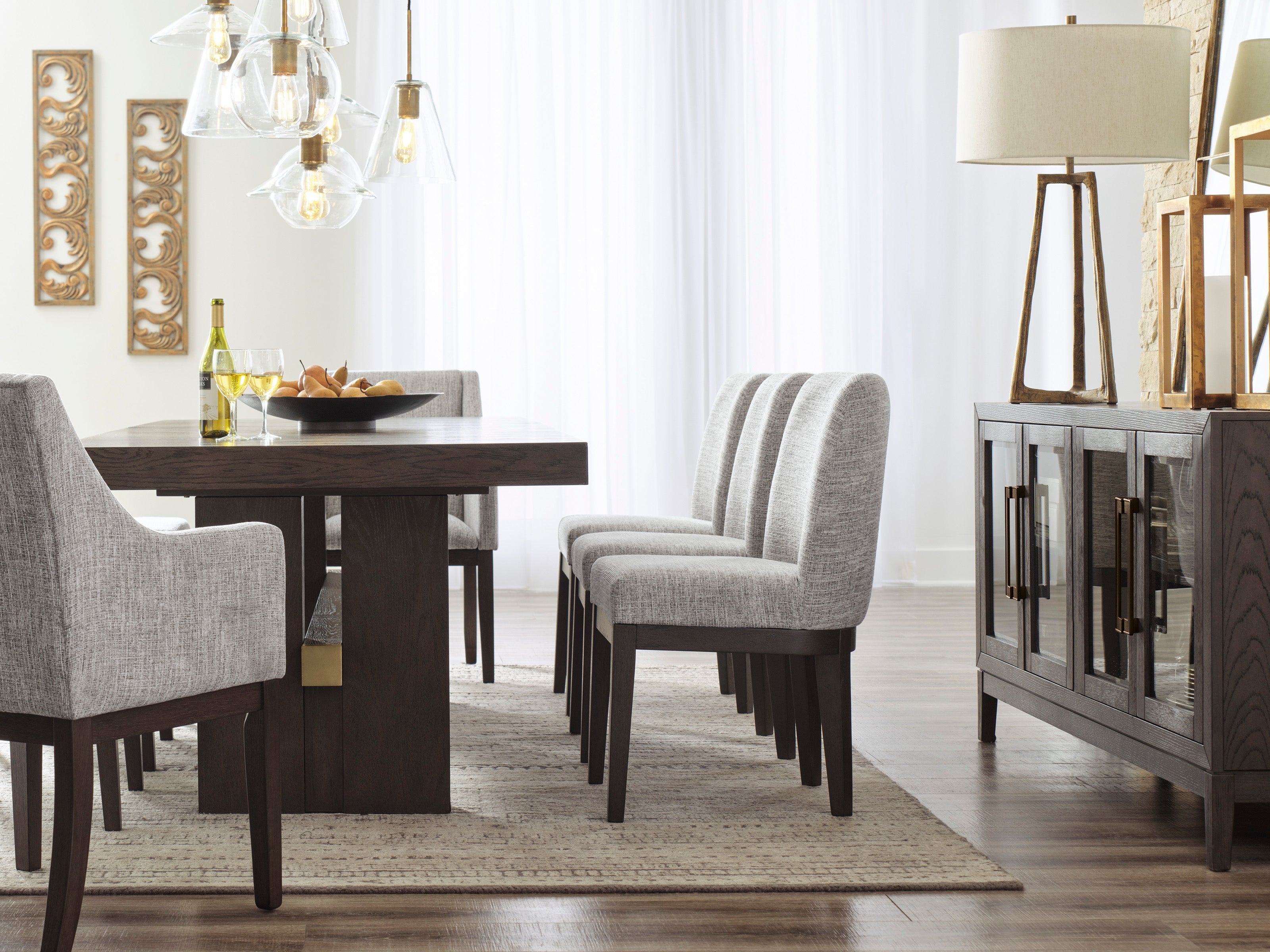 Ashley Furniture Dining Room Sets | Modern & Rustic Designs - Best Buy Furniture