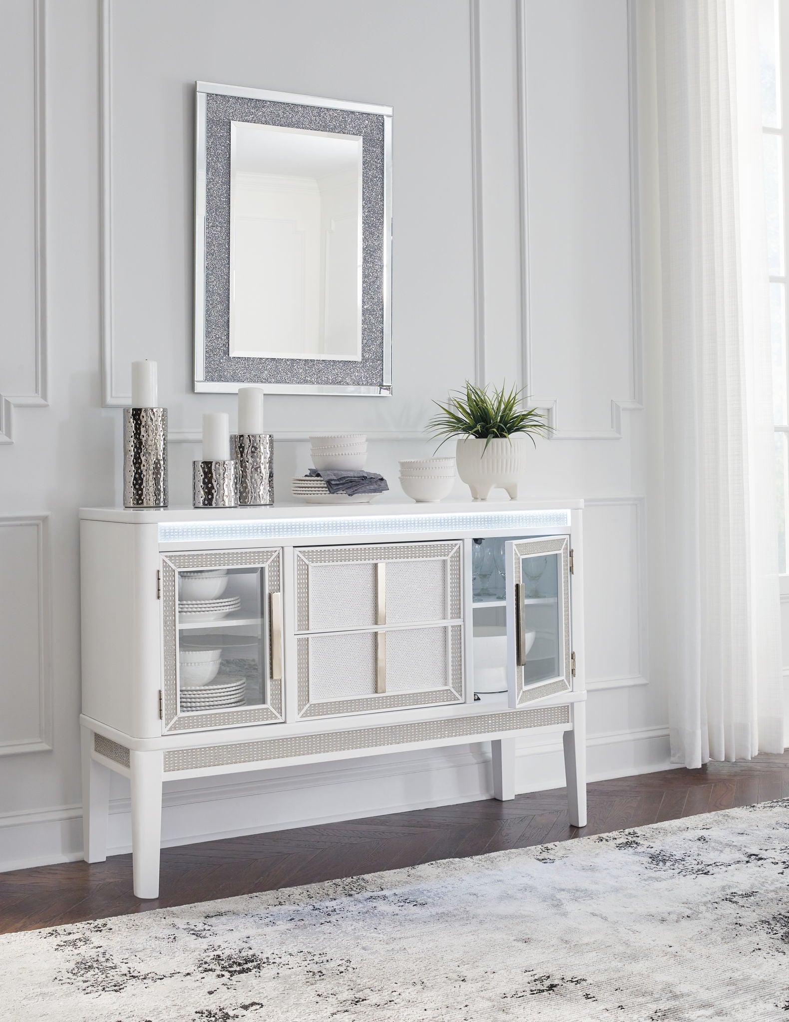 Chalanna - Dining Room Server - White - Best Buy Furniture