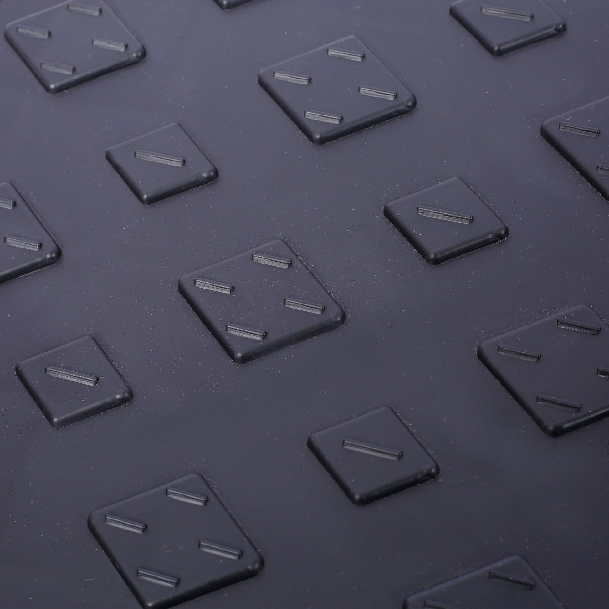 Heavy Duty Plastic 4" High Portable Automotive Curb Ramp For Cars & Wheelchairs Interlocking Design - Black - Best Buy Furniture