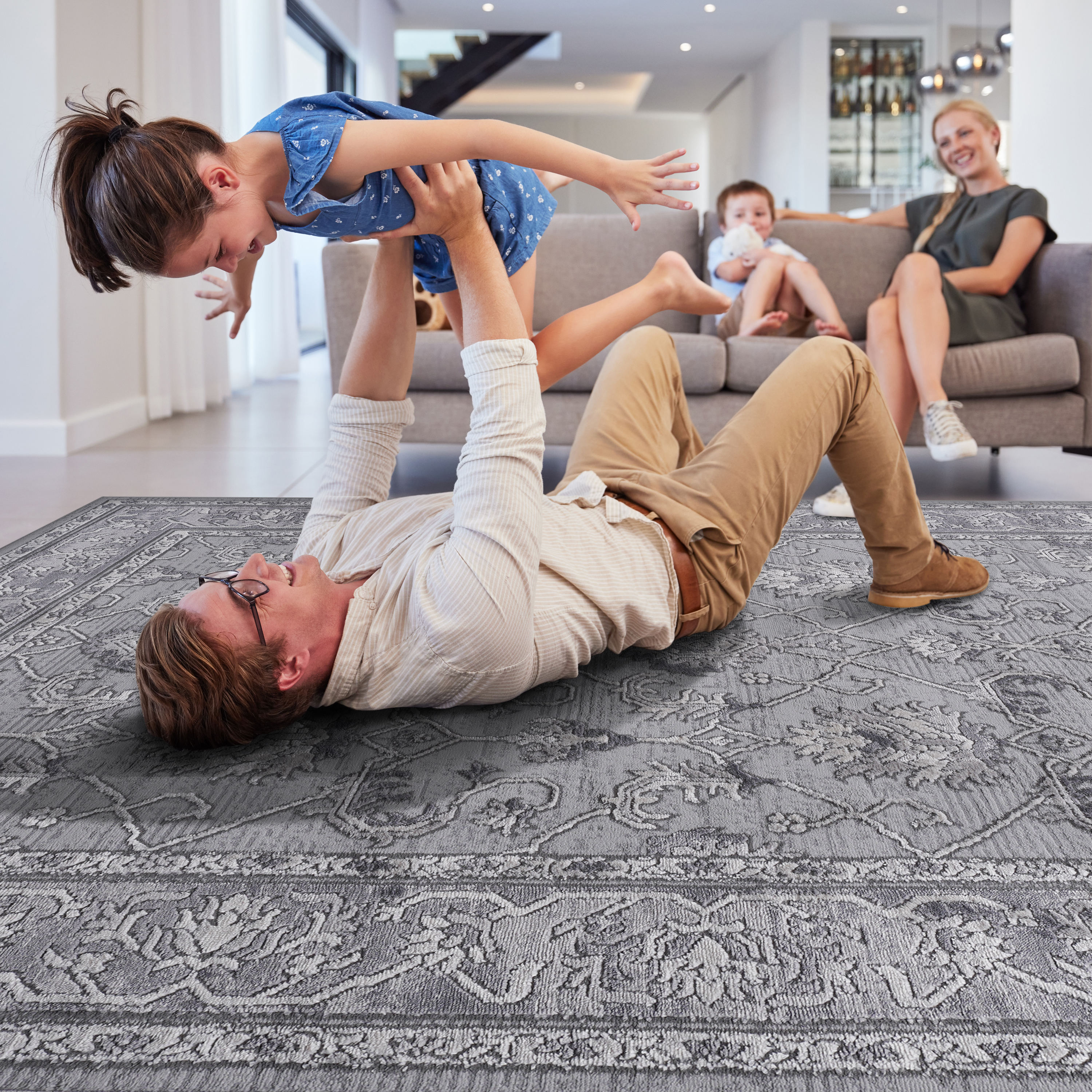 NAAR MARFI Collection Oriental Non-Shedding and Stain Resistant Area Rug