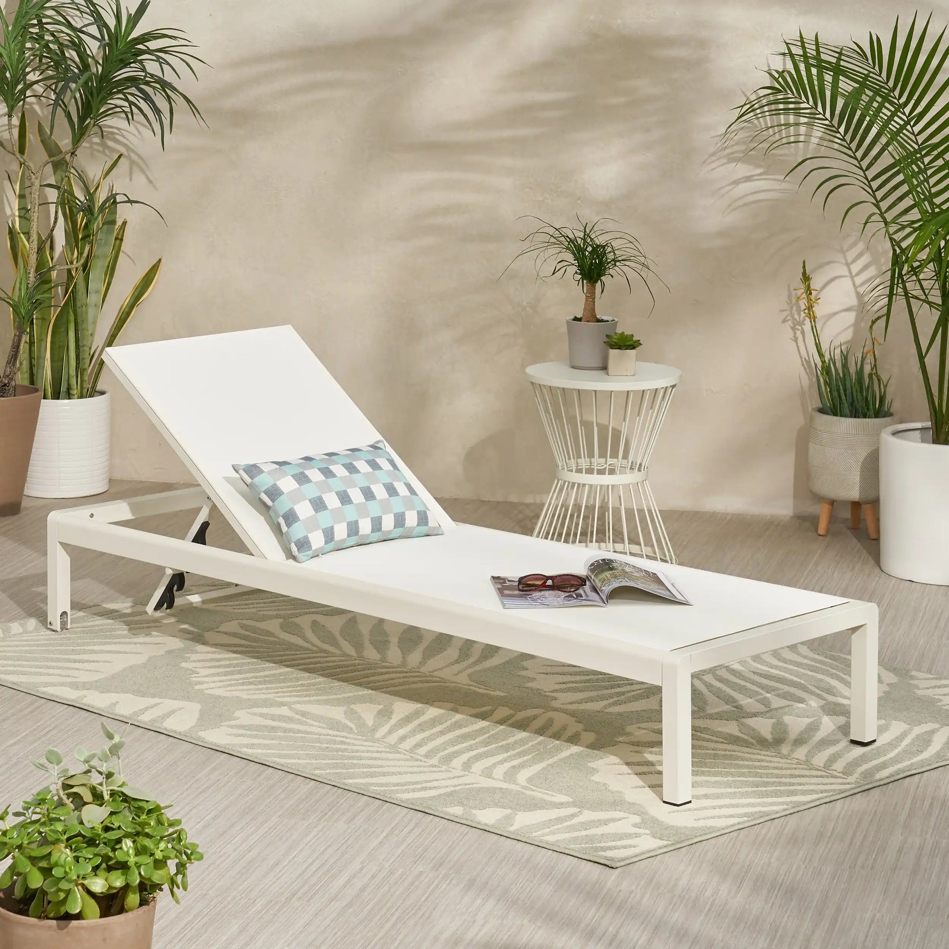 Cape Coral Outdoor Chaise Lounge - Best Buy Furniture