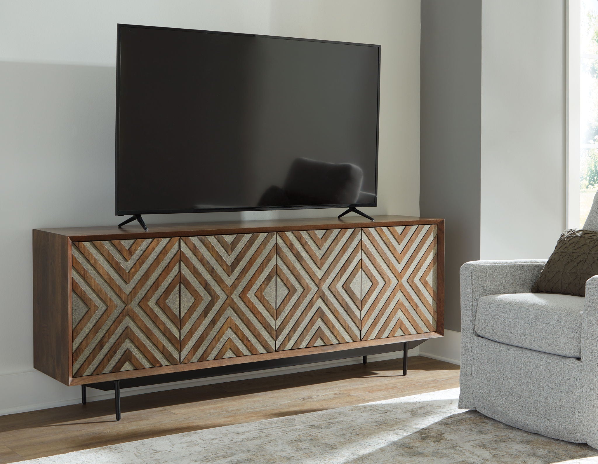 Dreggan - Accent Cabinet - Brown / Gold Finish - Best Buy Furniture