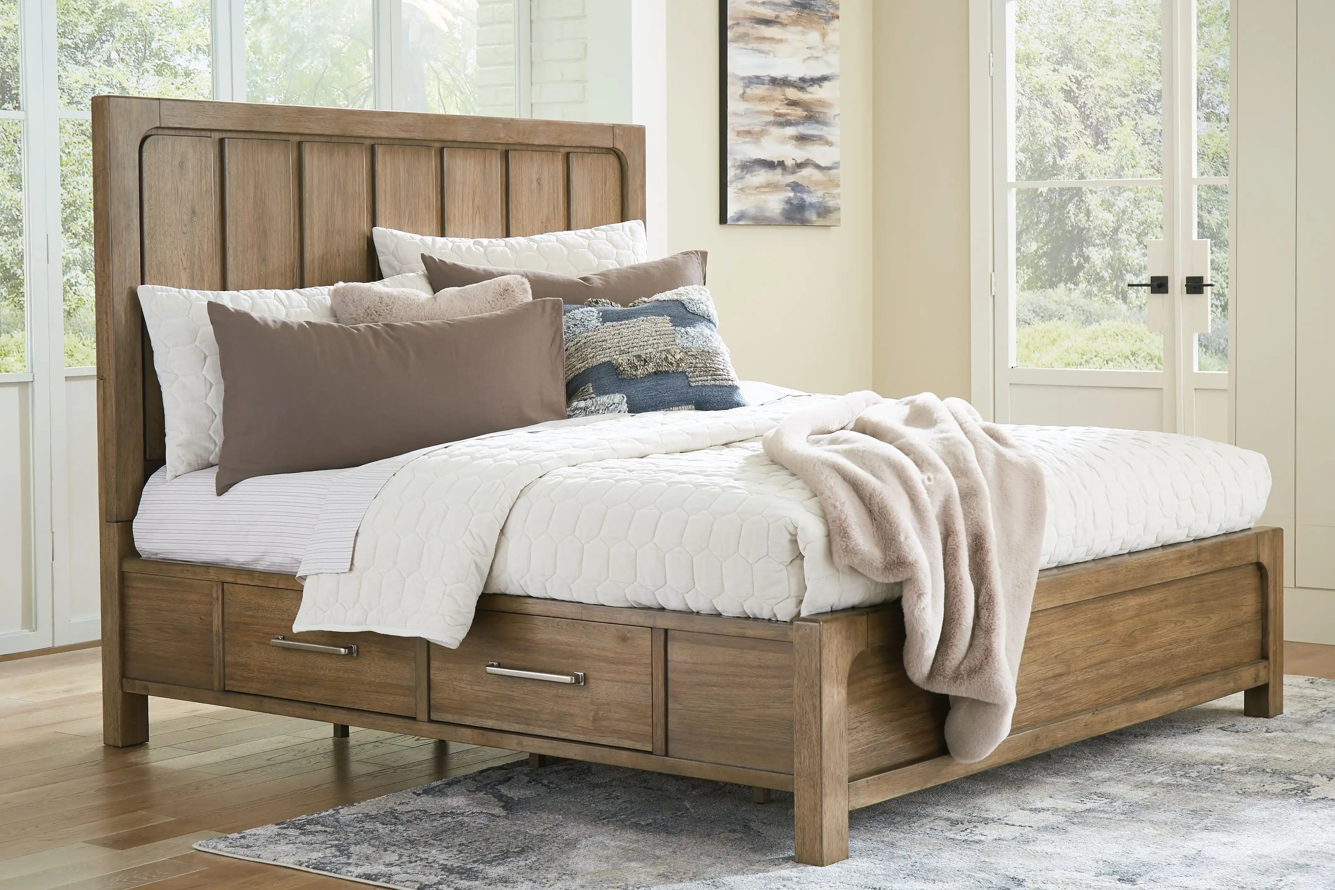Cabalynn - Panel Bed With Storage - Best Buy Furniture