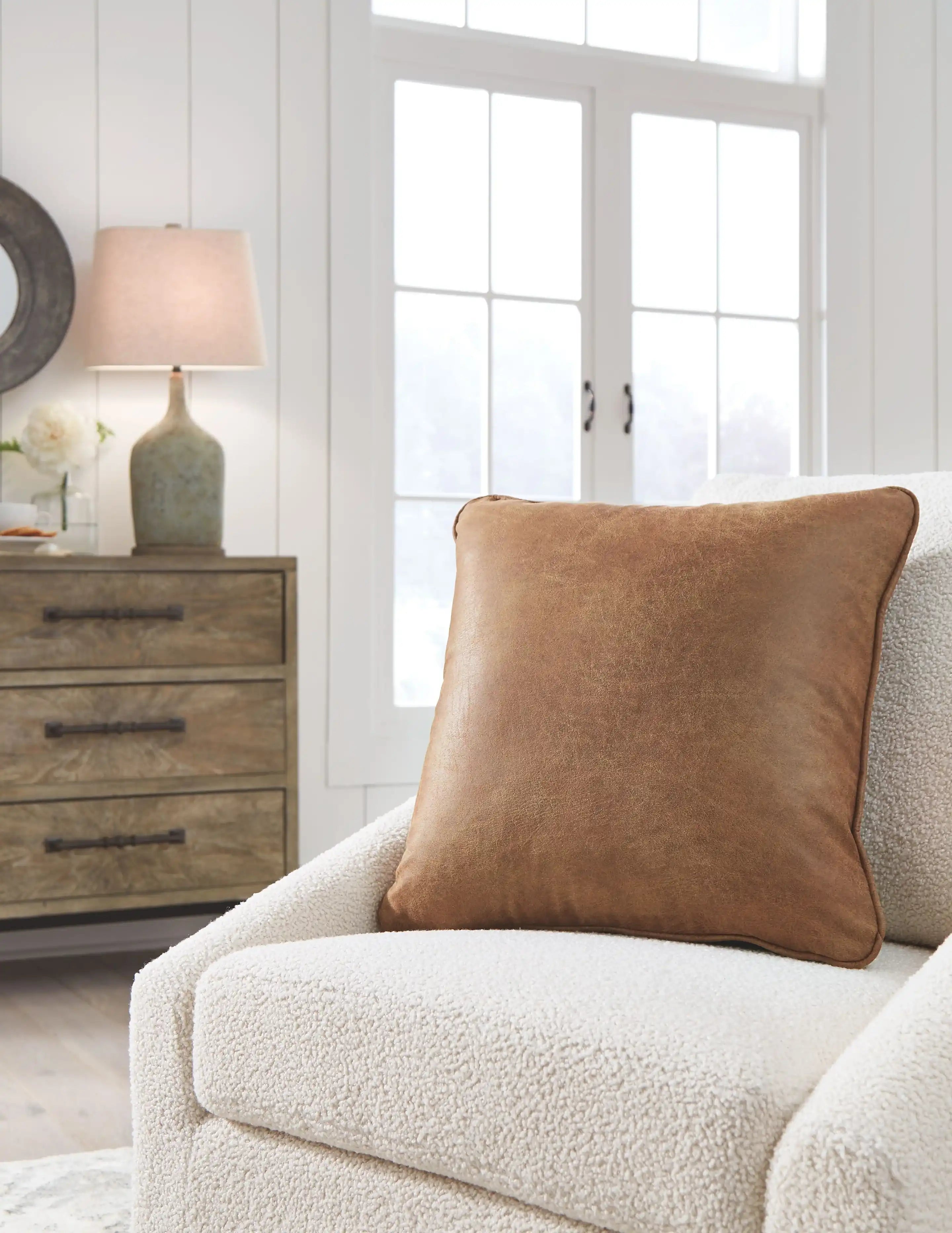 Cortnie - Pillow - Best Buy Furniture
