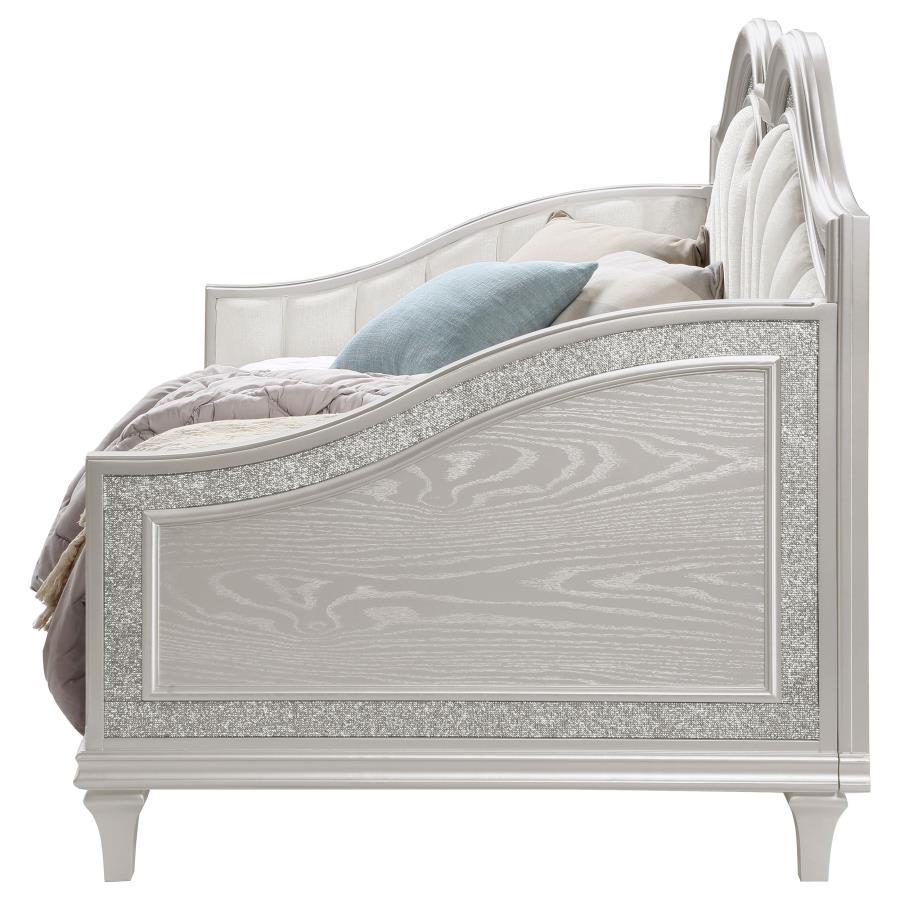 Evangeline - Upholstered Twin Daybed - Silver Oak - Best Buy Furniture