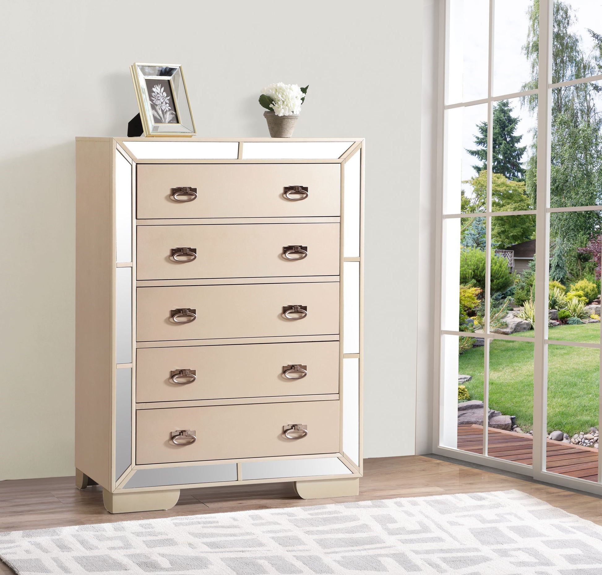 Sleek Contemporary Storage Chest - Best Buy Furniture