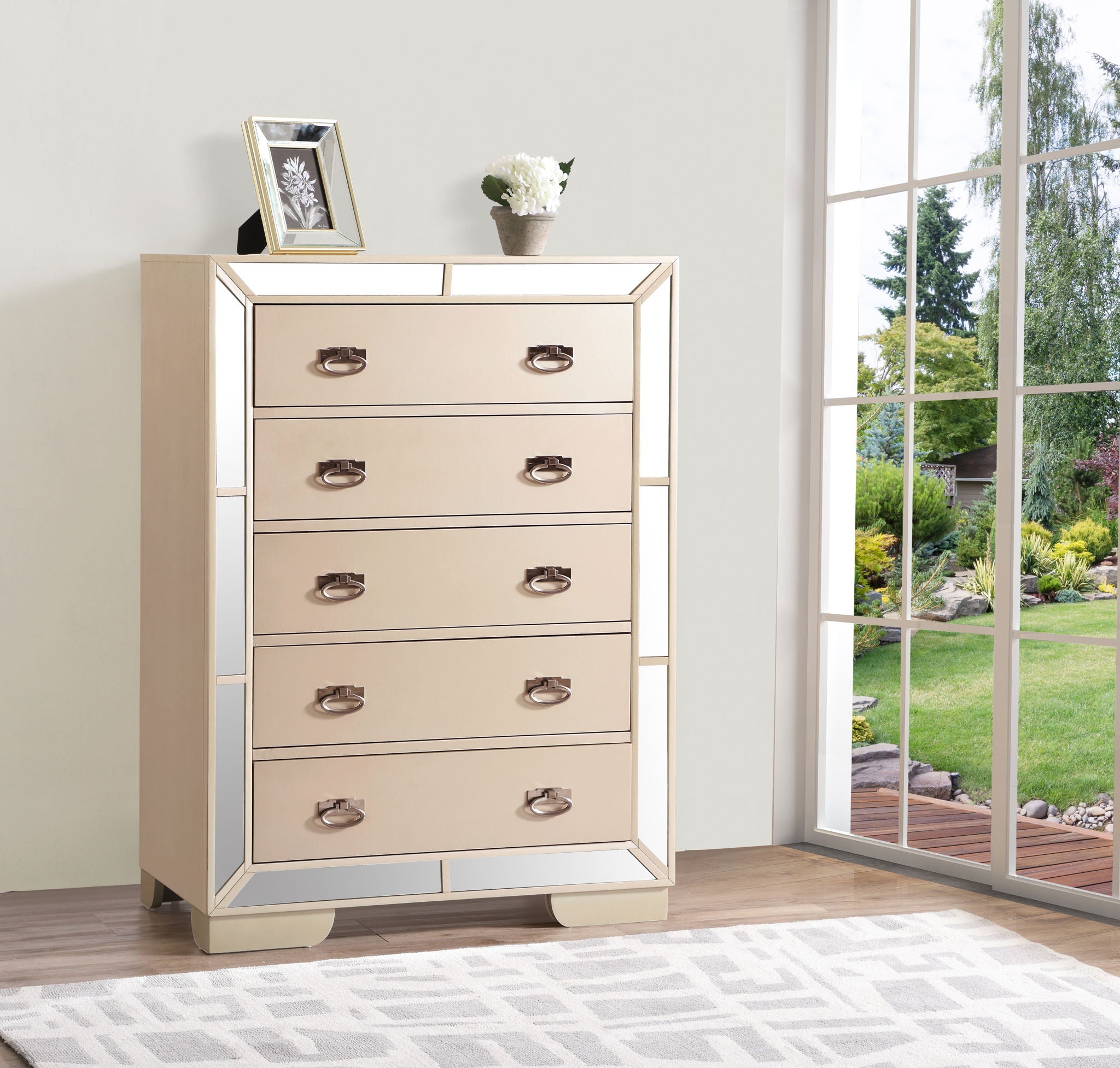 Sleek Contemporary Storage Chest - Best Buy Furniture