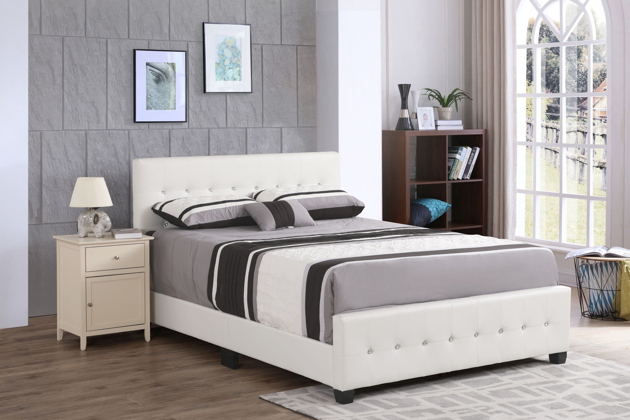 Stylish Transitional Bed - Best Buy Furniture