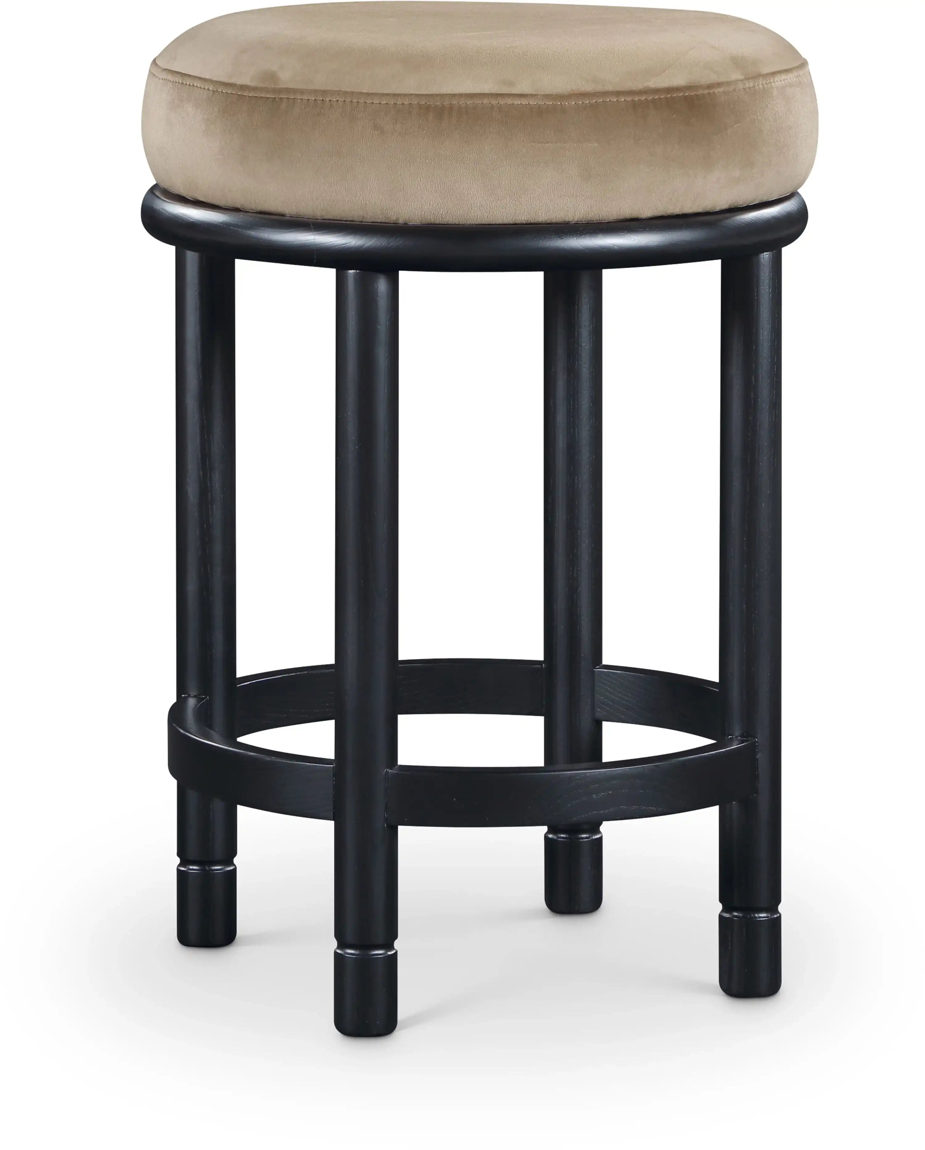 Monette - Counter Stool With Black Base - Best Buy Furniture