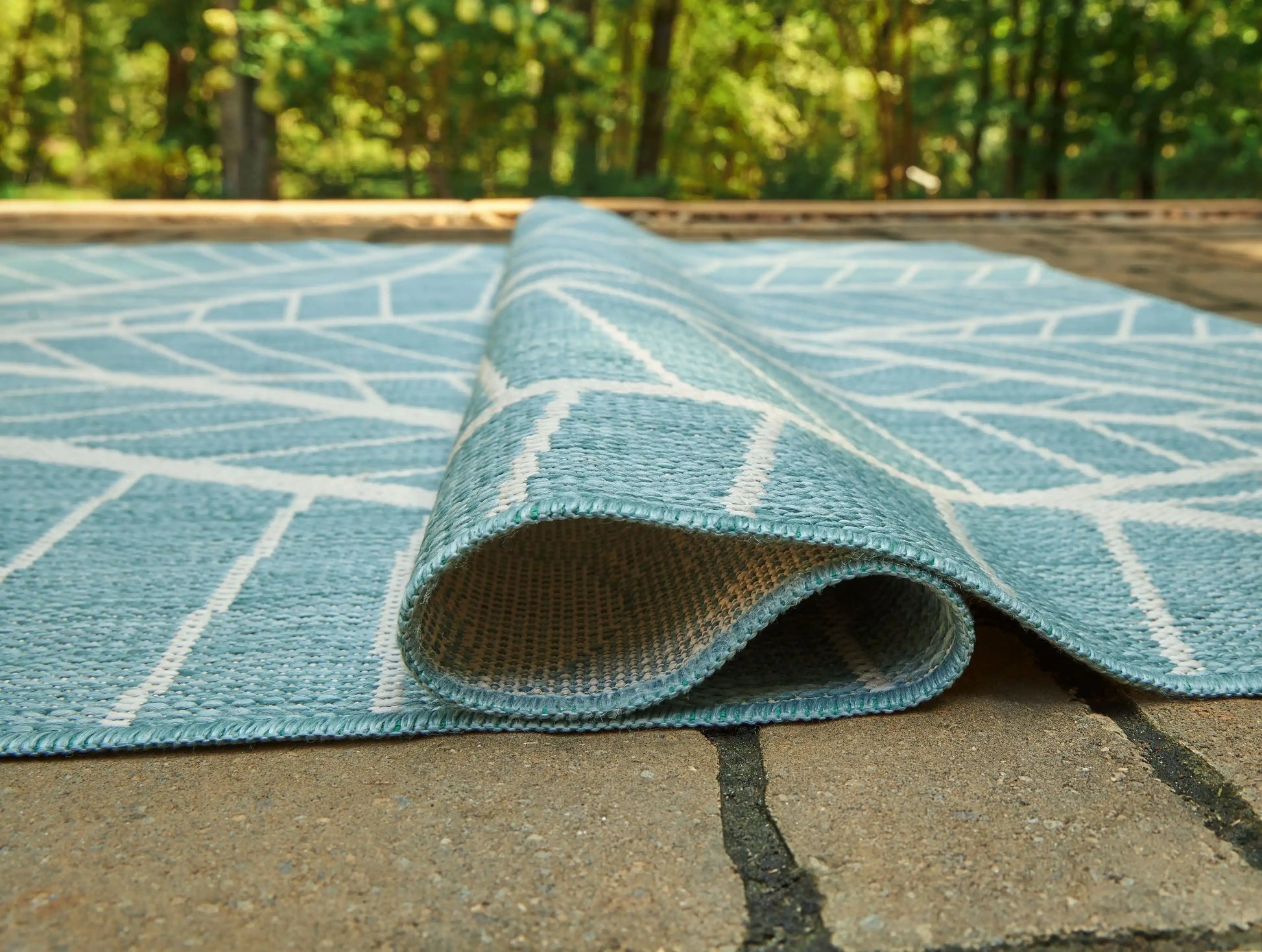 Hulsia - Rug - Best Buy Furniture