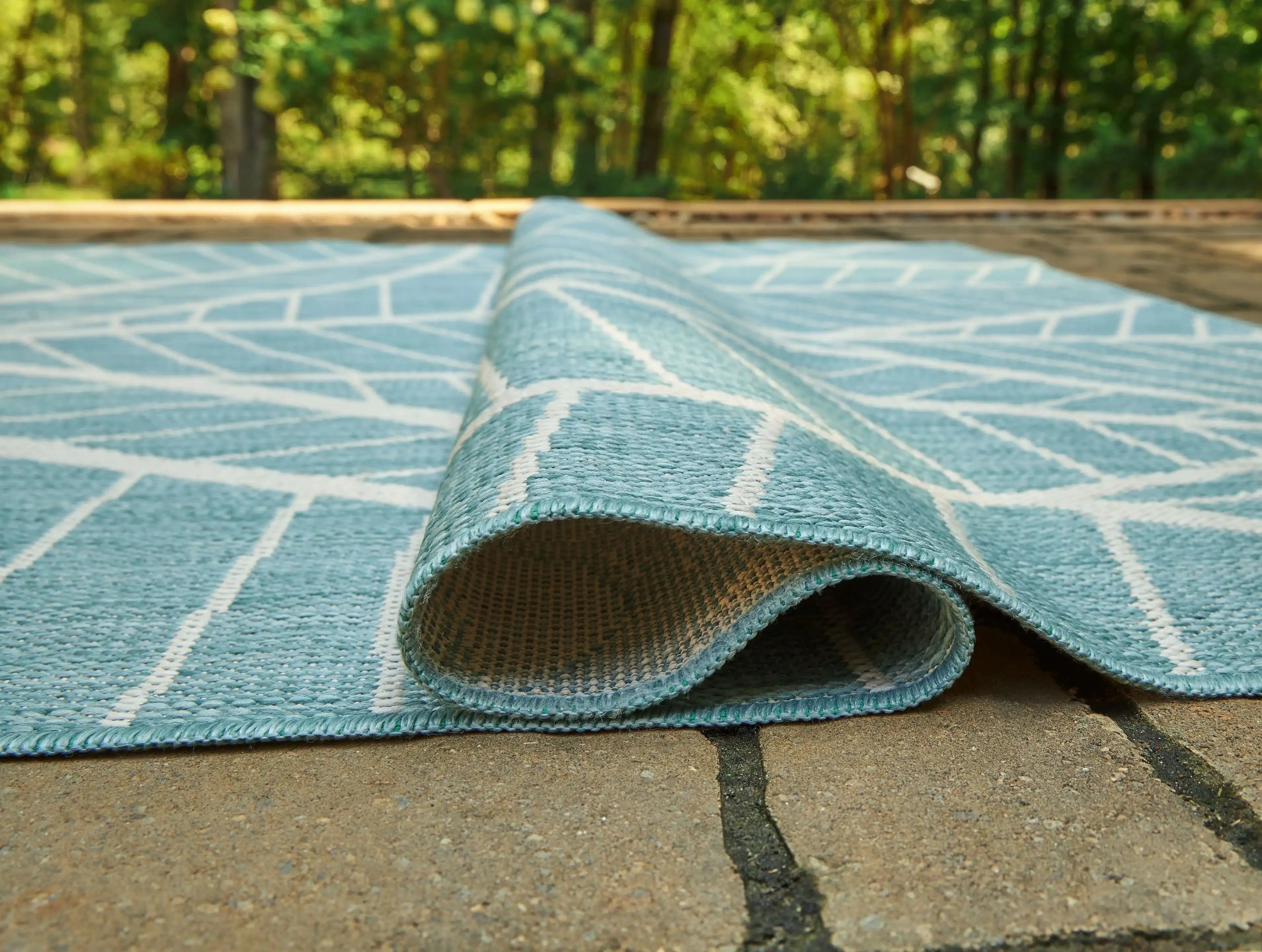 Hulsia - Rug - Best Buy Furniture