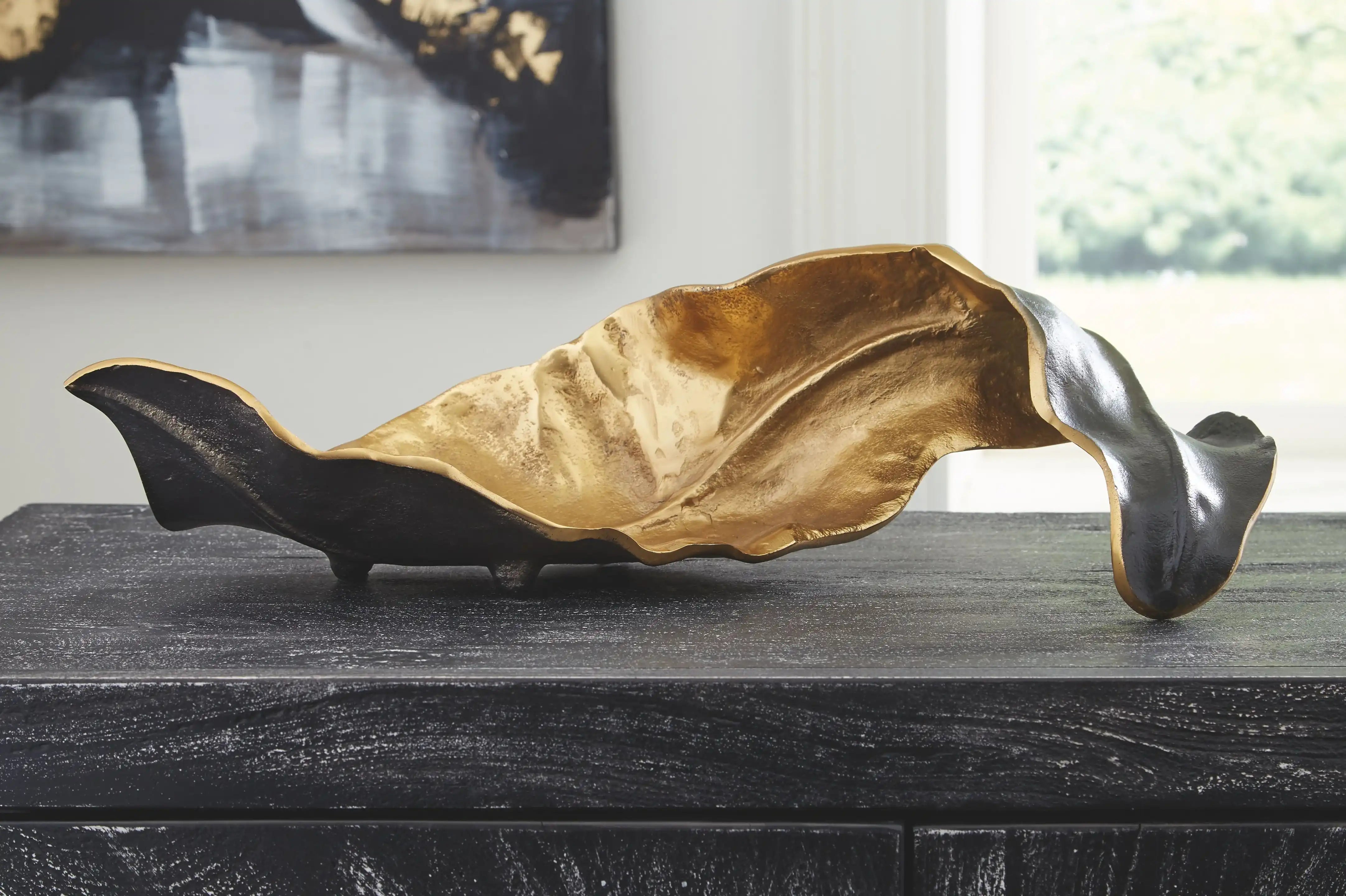 Melinda - Sculpture - Black / Gold Finish - Best Buy Furniture