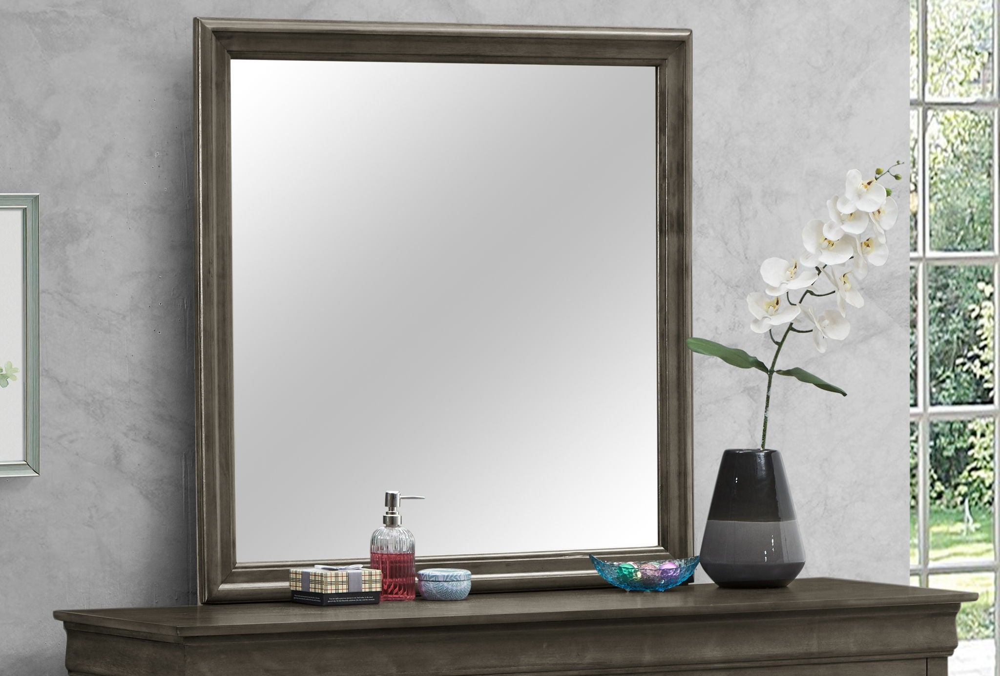 Traditional Wall Mirror For Any Space - Best Buy Furniture