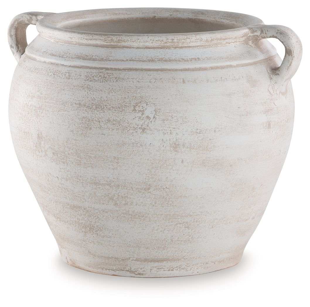 Meadie - 9" Vase - Best Buy Furniture