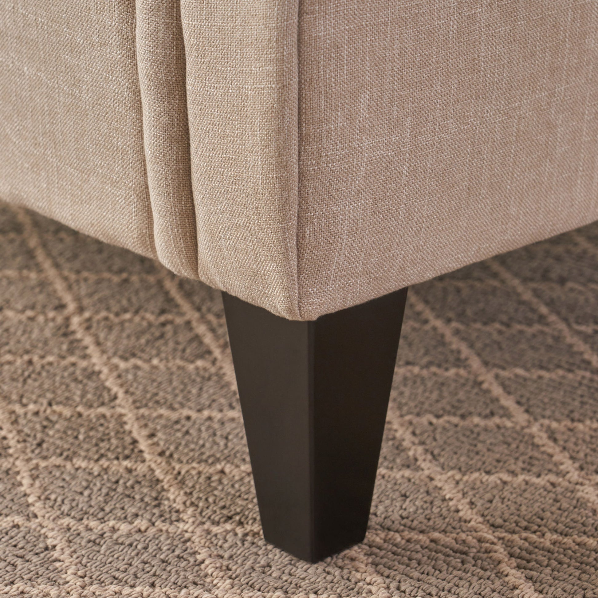 Springfield - Tufted Club Chair Stylish Upholstery - Light Beige - Best Buy Furniture
