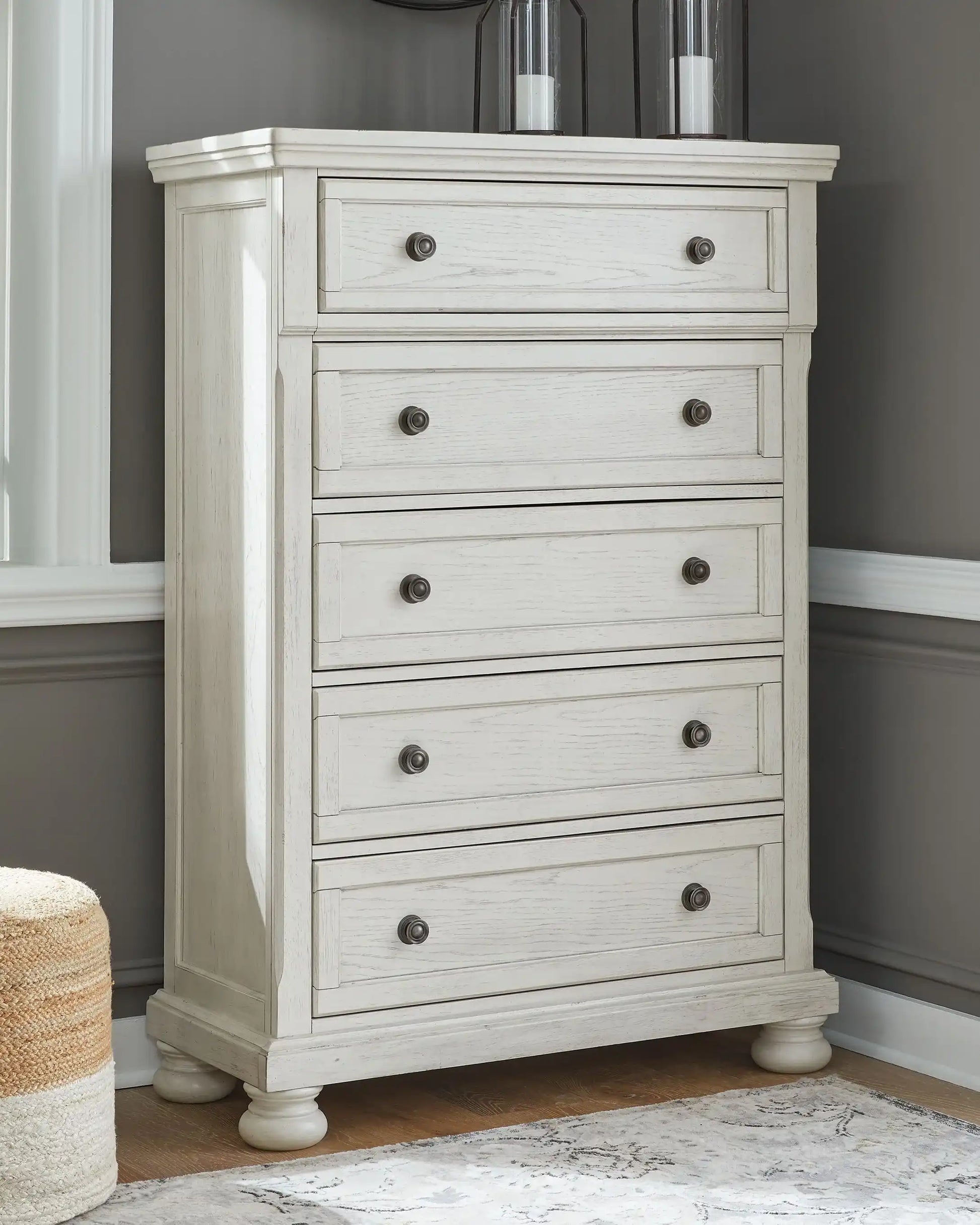 Robbinsdale - Five Drawer Chest - Antique White - Best Buy Furniture