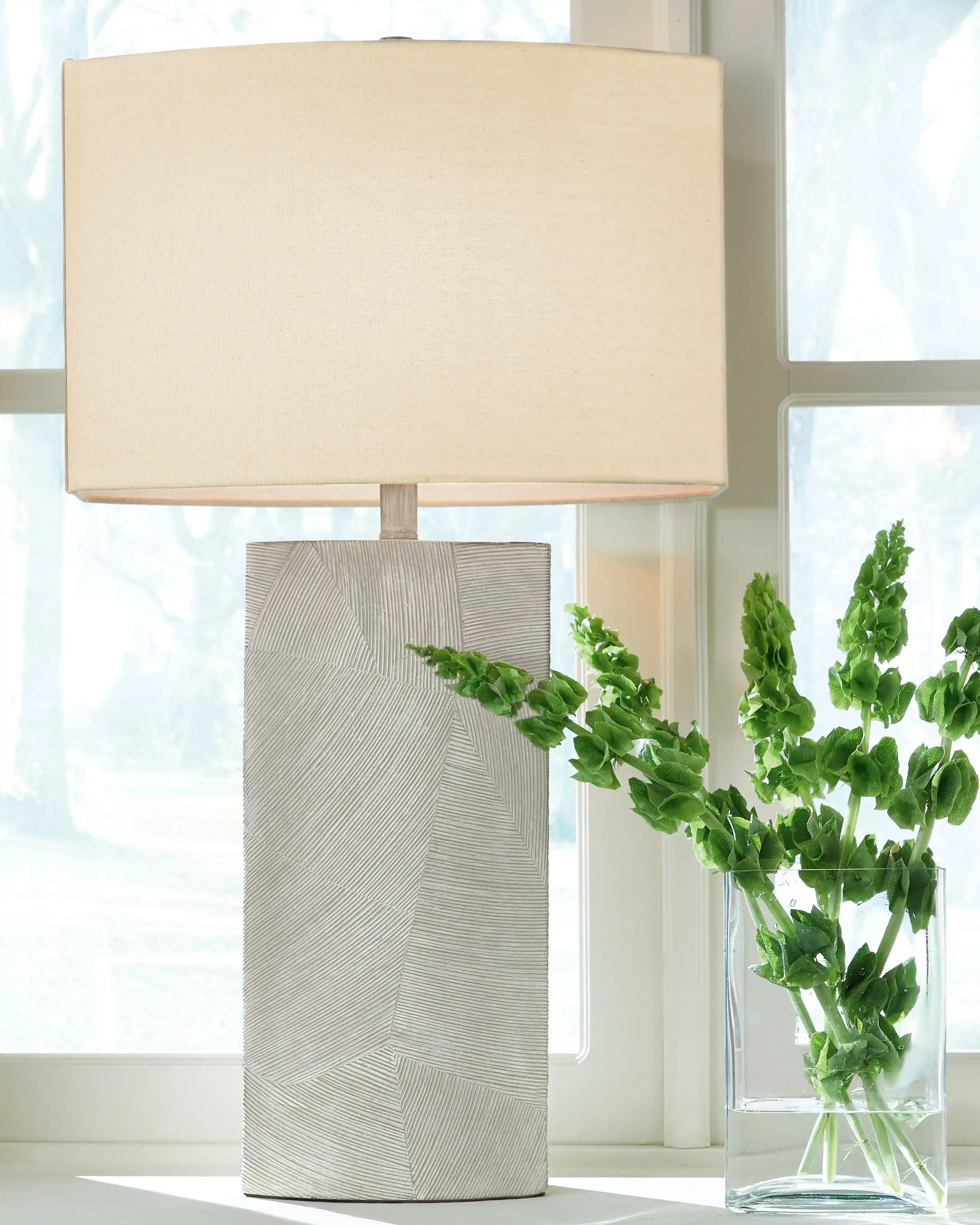 Bradard - Poly Table Lamp - Brown - Best Buy Furniture