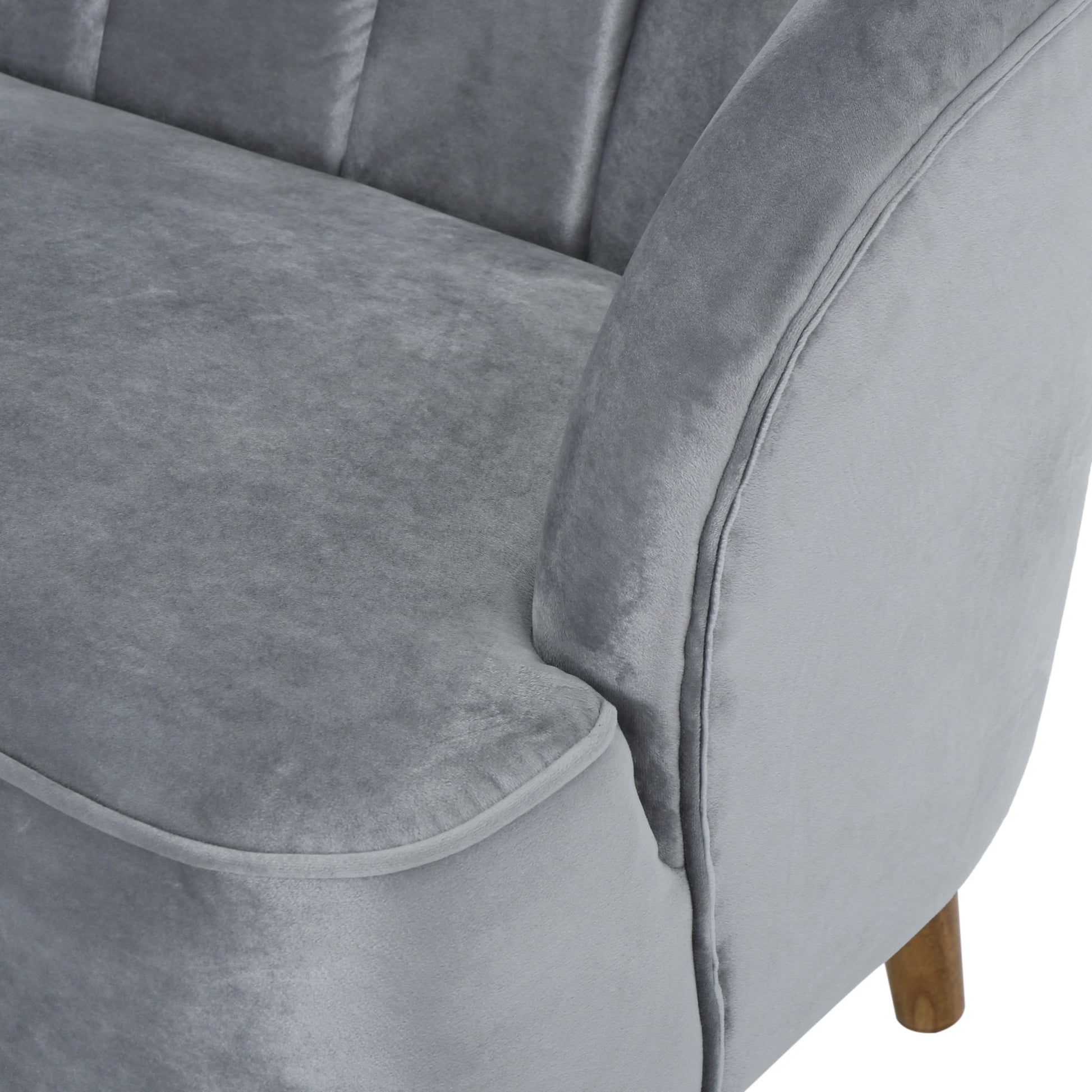 Modern Classic Shell Backed Loveseat - Best Buy Furniture