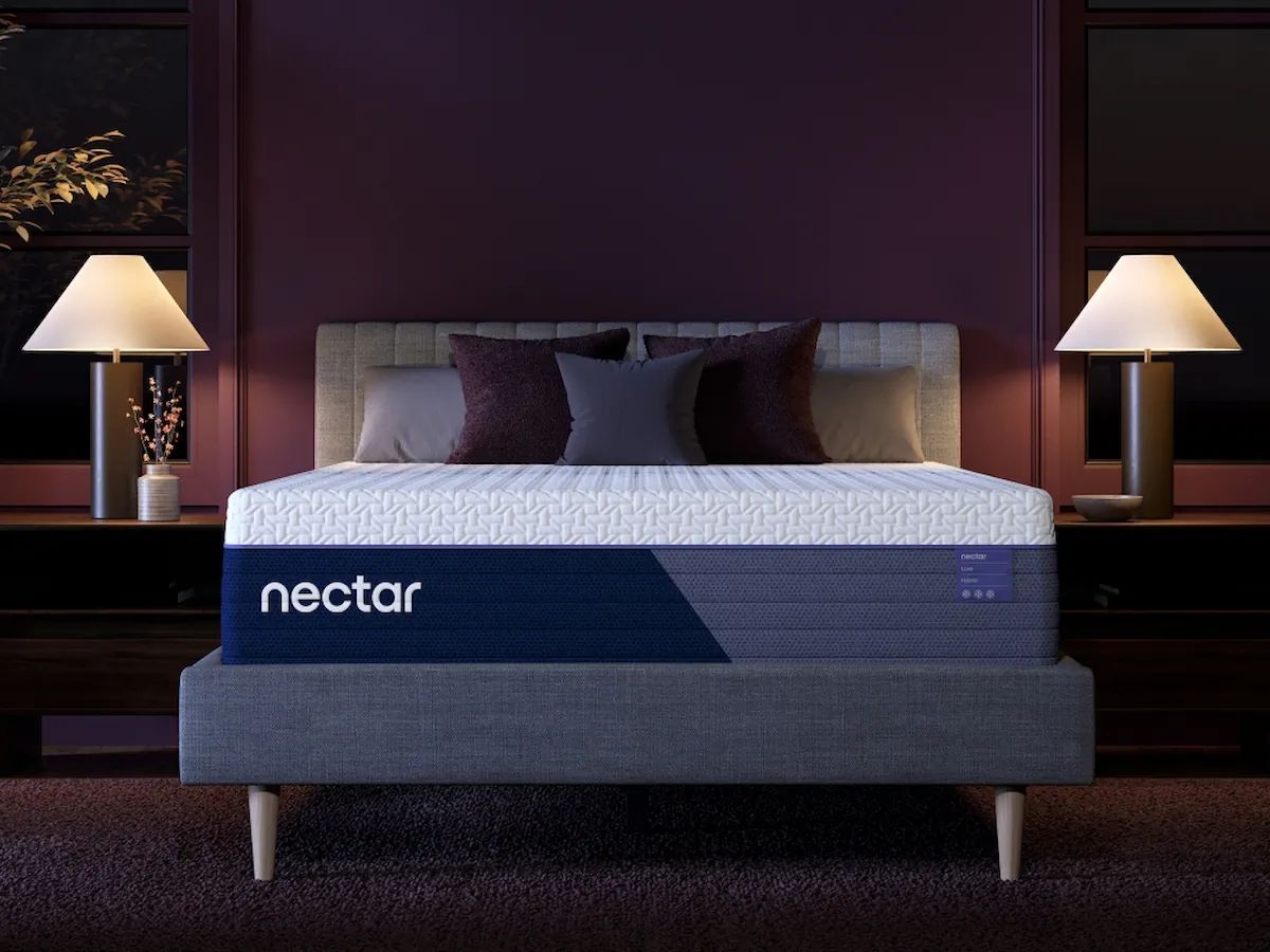 Nectar Luxe Hybrid 5.1 - White - Mattress - Best Buy Furniture