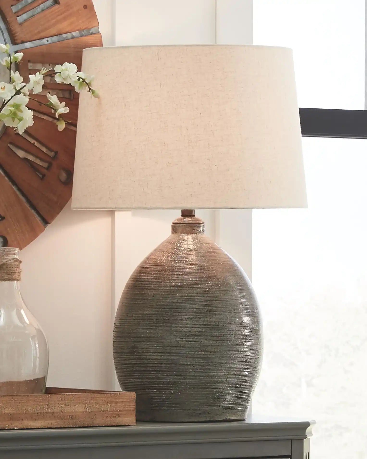 Joyelle - Terracotta Table Lamp - Gray - Best Buy Furniture