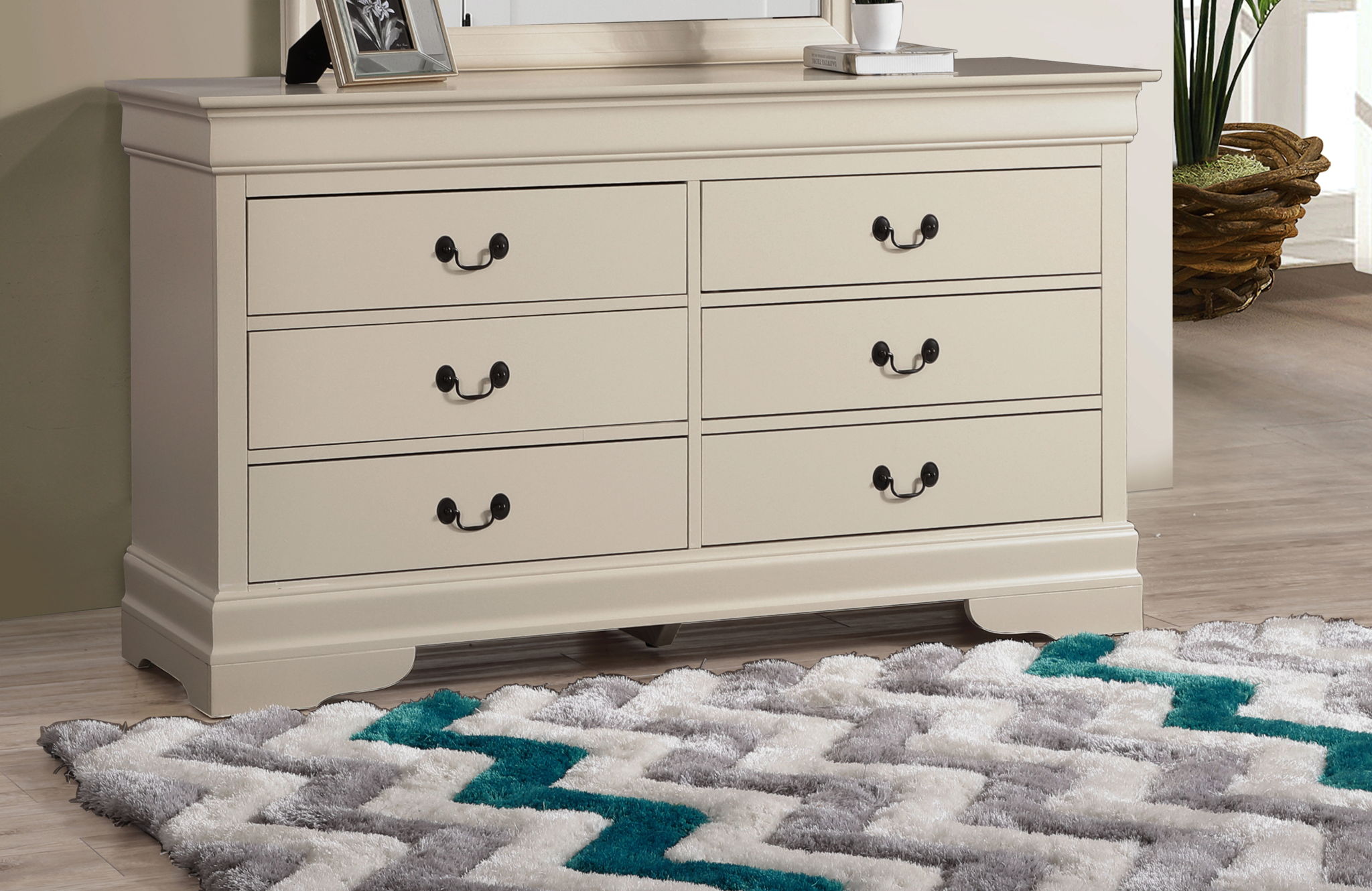 Elegant Traditional Storage Dresser - Best Buy Furniture