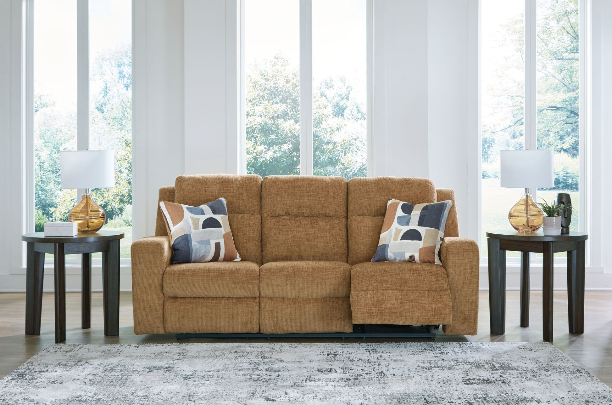 Kanlow - Reclining Sofa - Best Buy Furniture