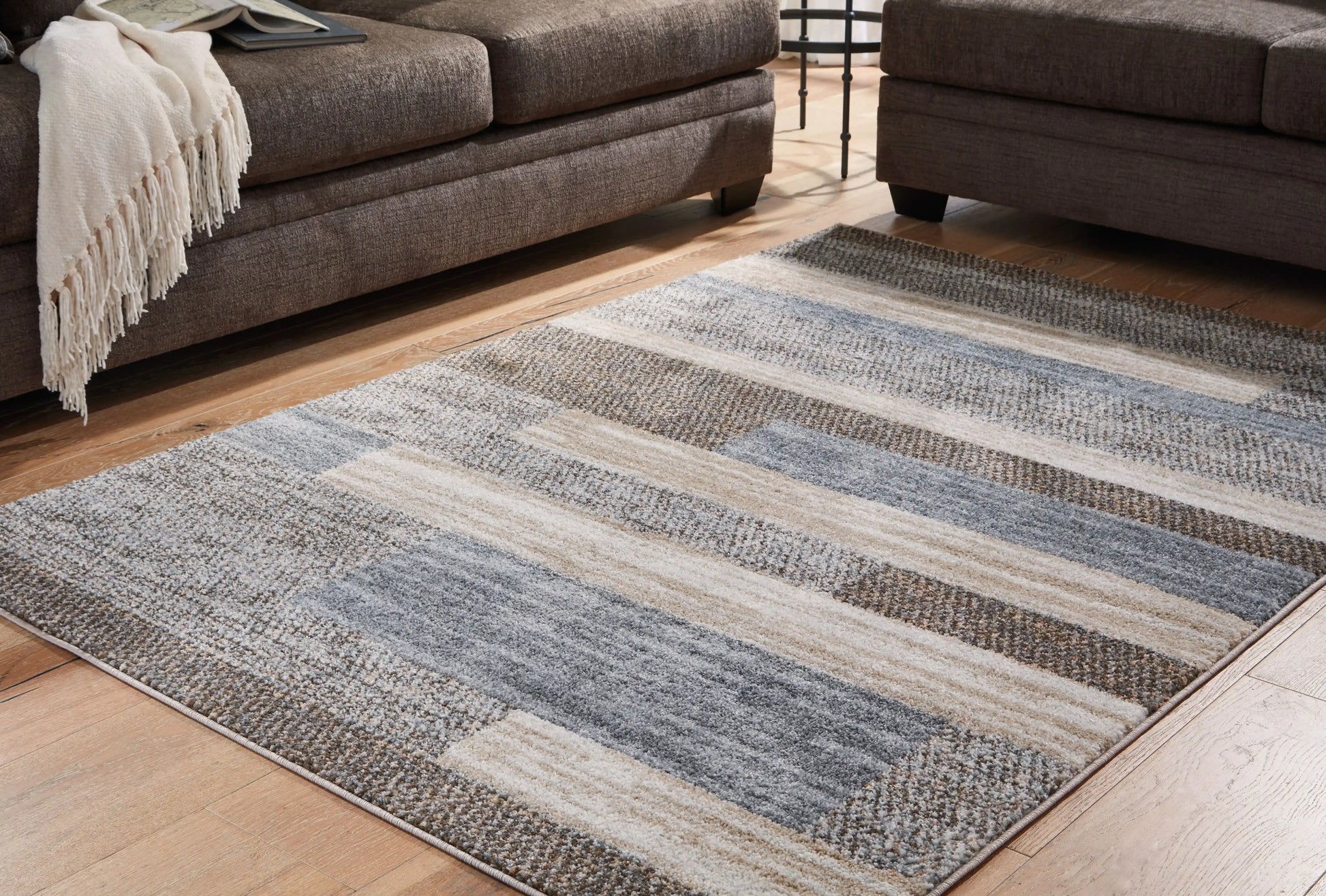 Sethburn - Rug - Best Buy Furniture