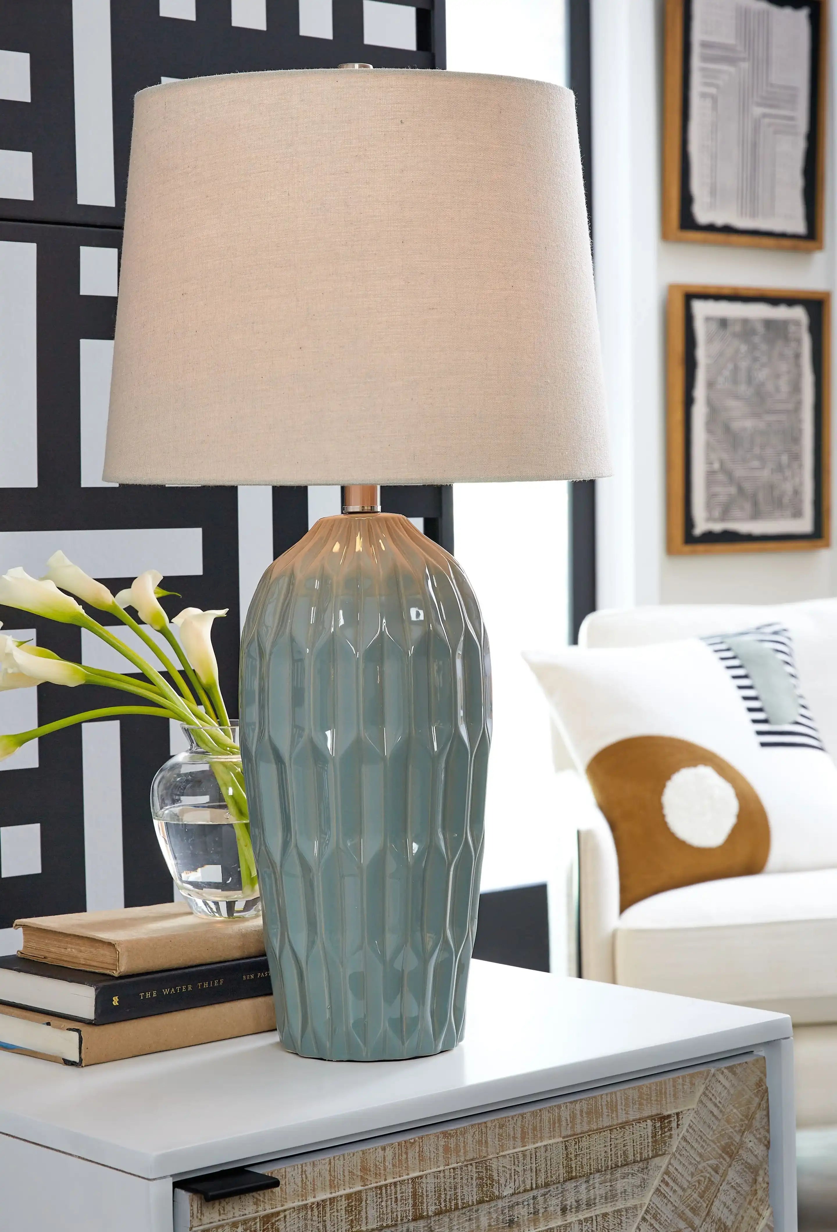 Hadbury - Ceramic Table Lamp (Set of 2) - Best Buy Furniture