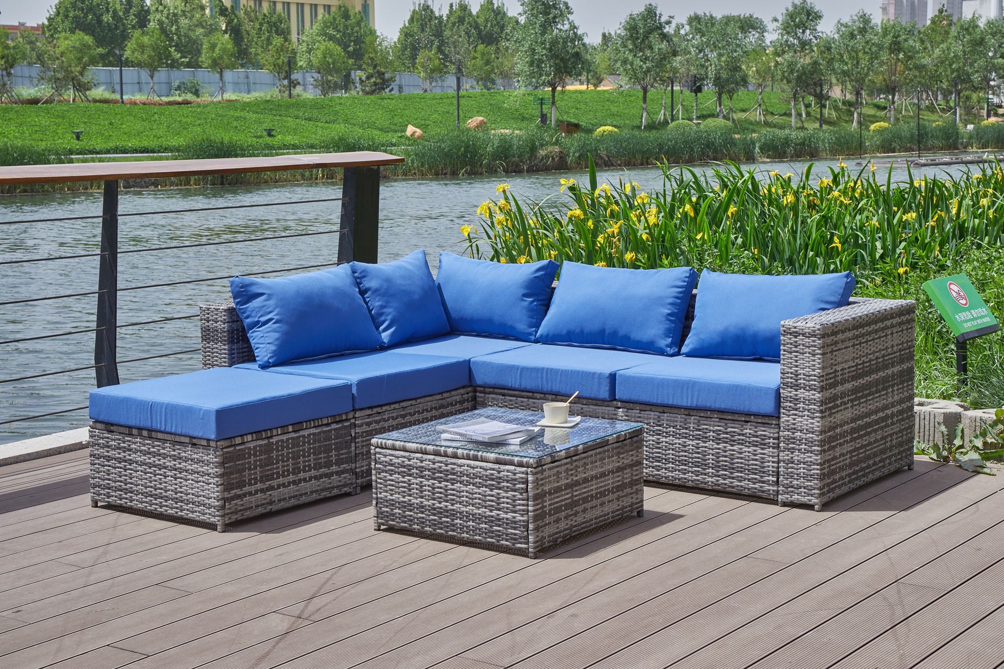Patio Sofa With Cushions - Best Buy Furniture