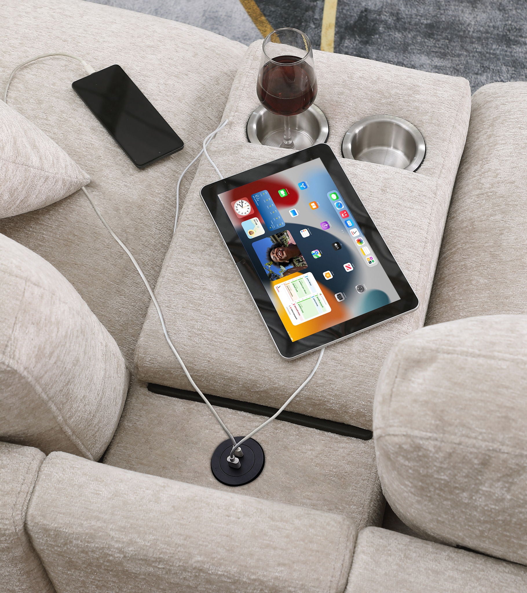 Celine - Chenille Fabric Corner Sectional Sofa With Right-Facing Chaise, Cupholders, And Charging Ports