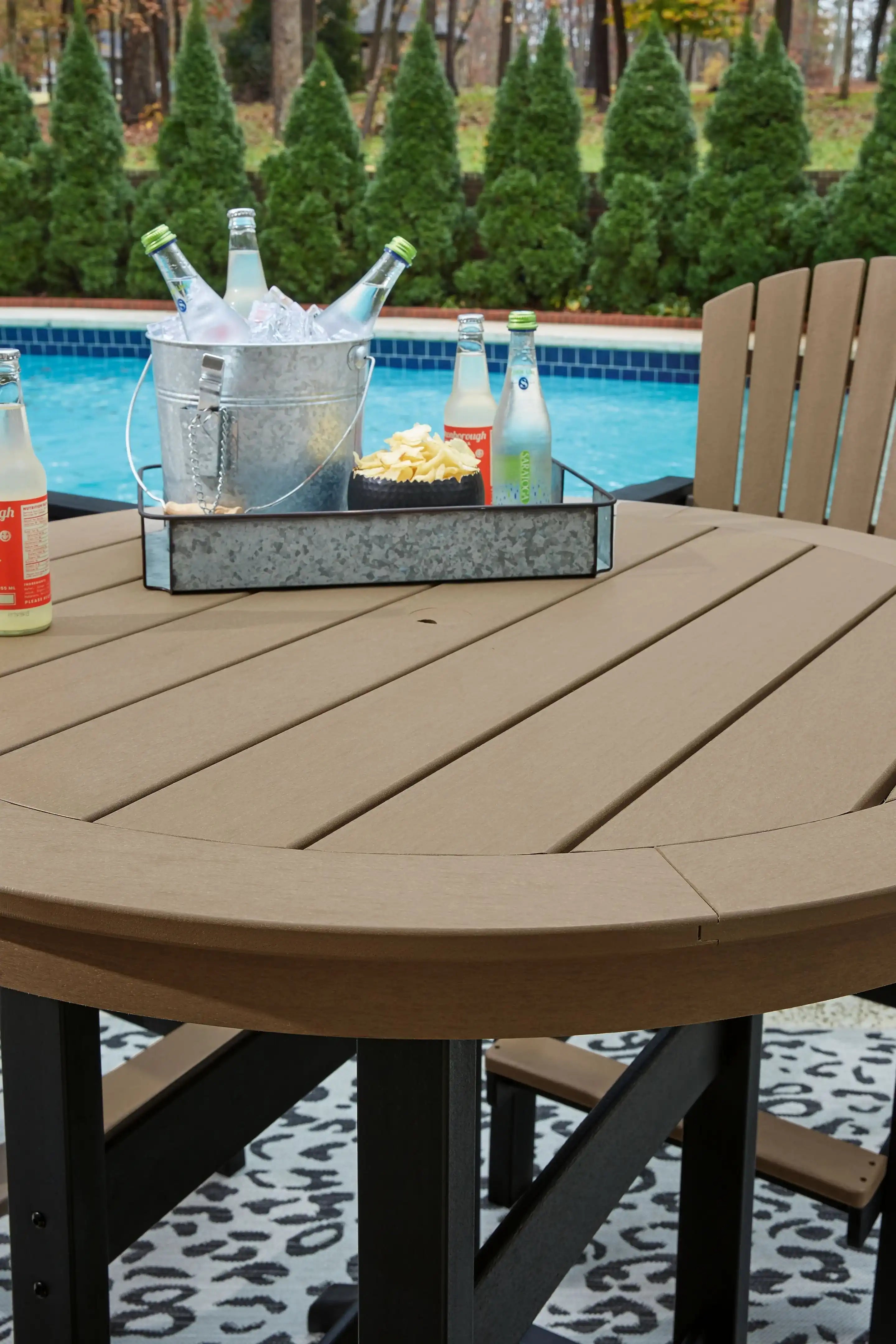 Fairen Trail - 5 Pc. - Dining Set with 4 Chairs - Black / Driftwood - Best Buy Furniture