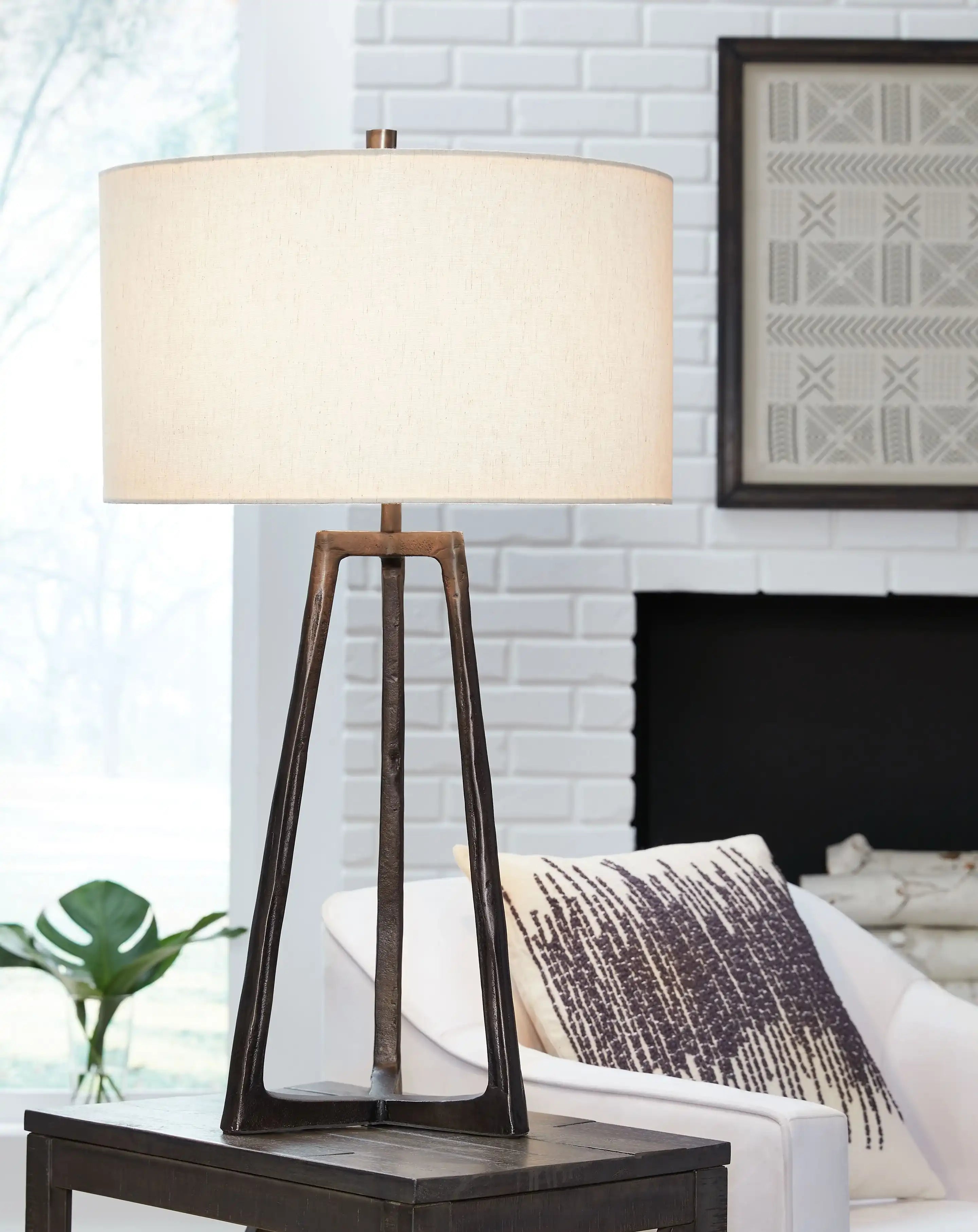 Ryandale - Table Lamp - Best Buy Furniture