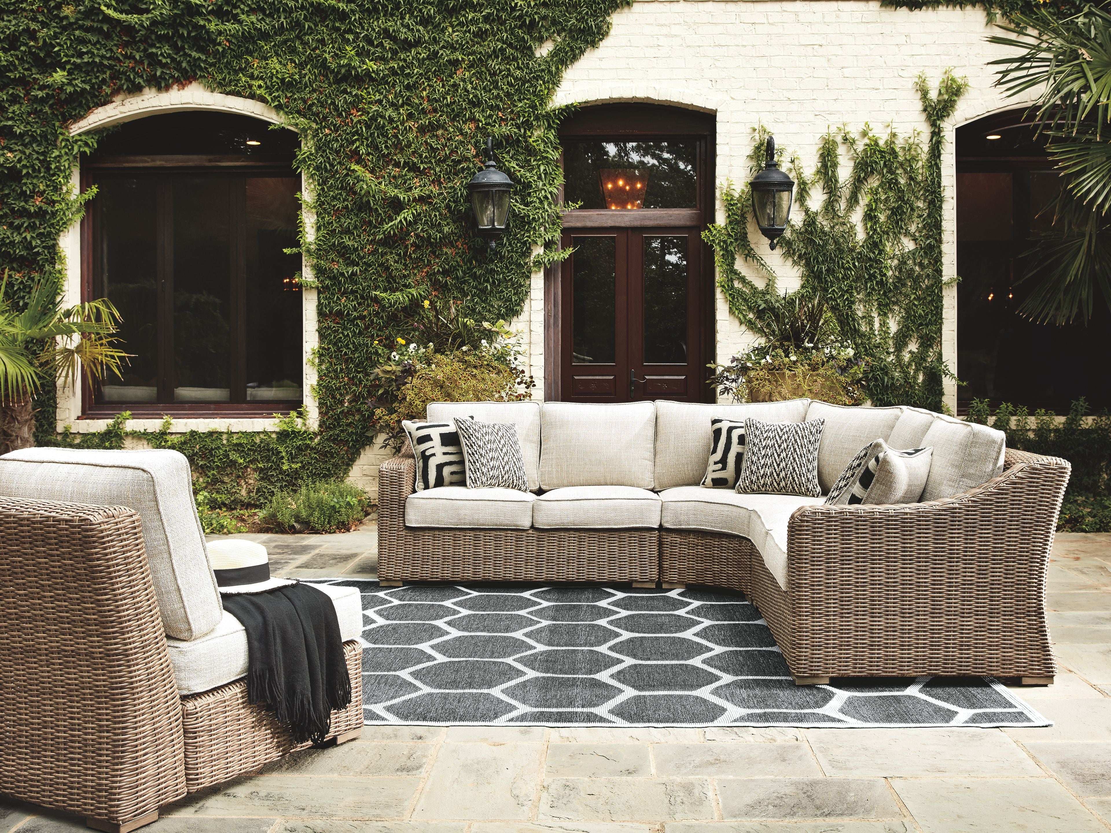 Beachcroft - Sectional Lounge Set - Best Buy Furniture