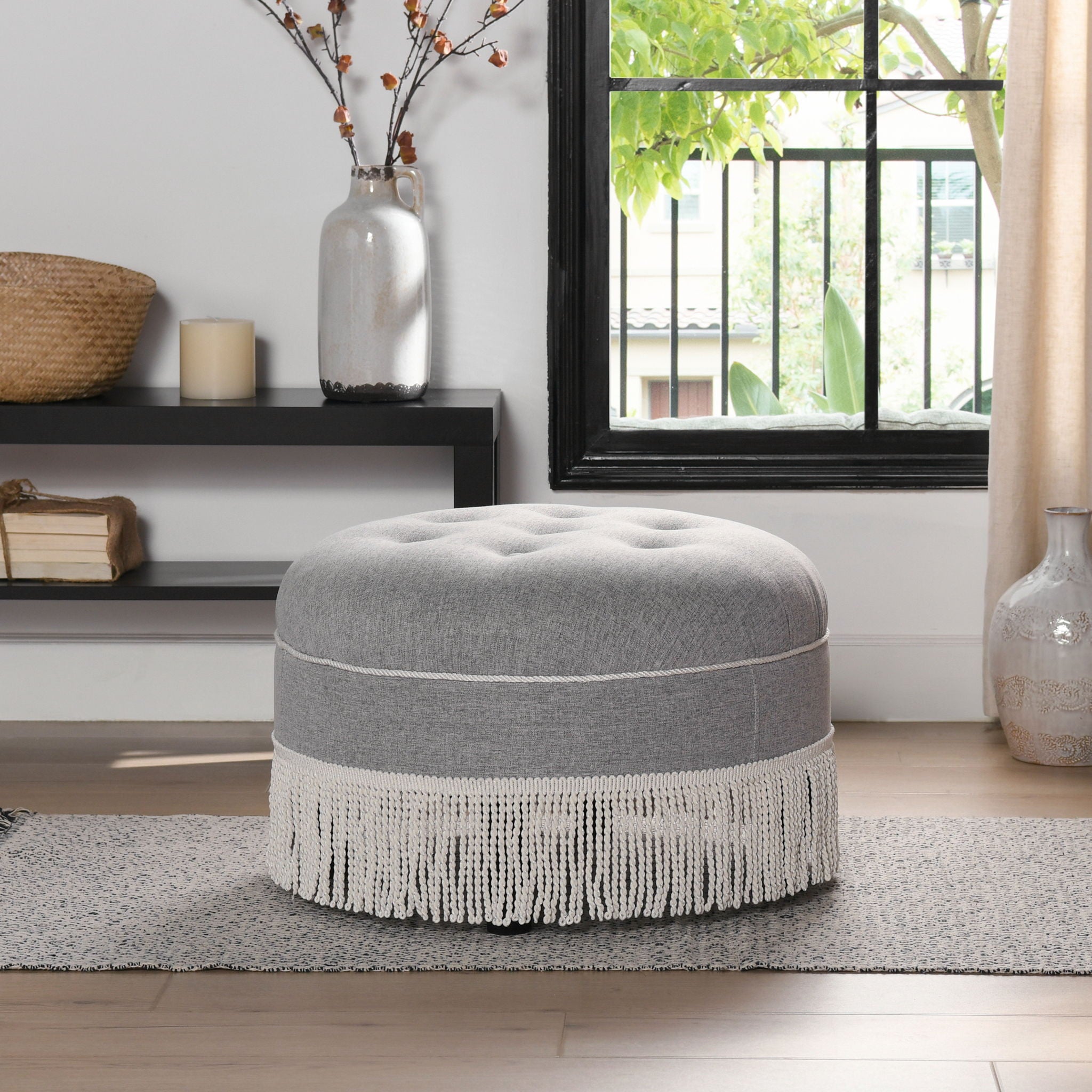 Yolanda - Round Upholstered Accent Ottoman - Best Buy Furniture
