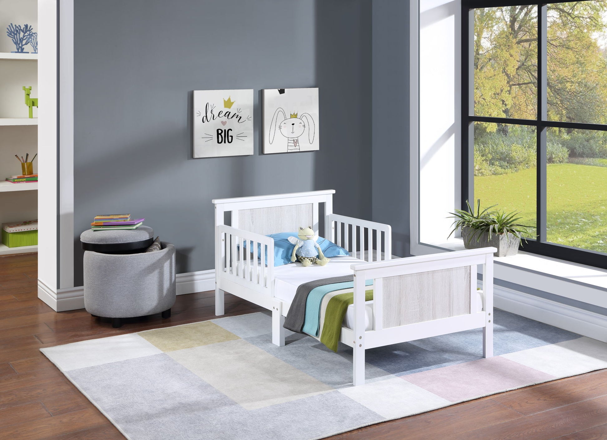 Connelly - Reversible Panel Toddler Bed - Best Buy Furniture