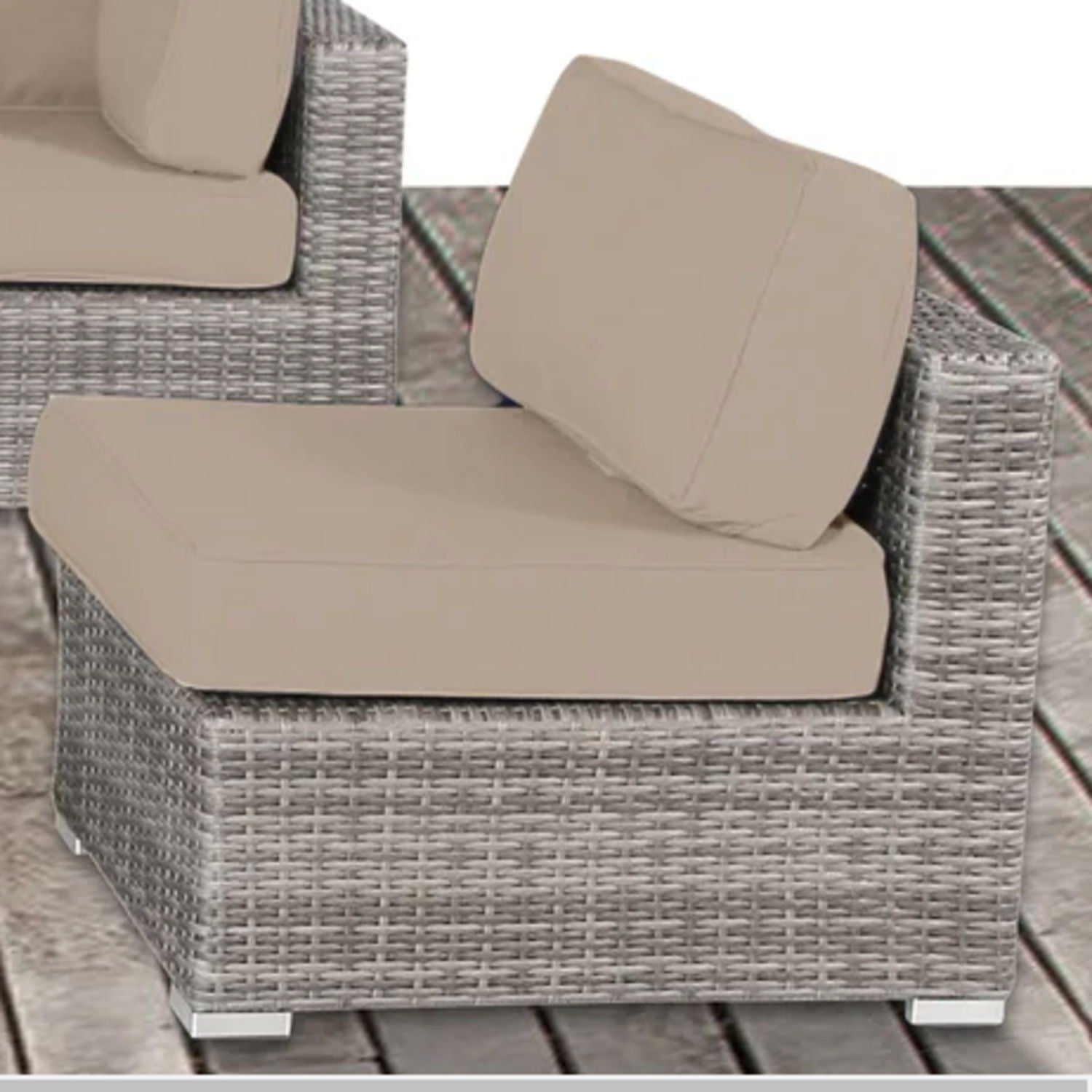 Outdoor Wicker Seating Group With Cushions - Best Buy Furniture