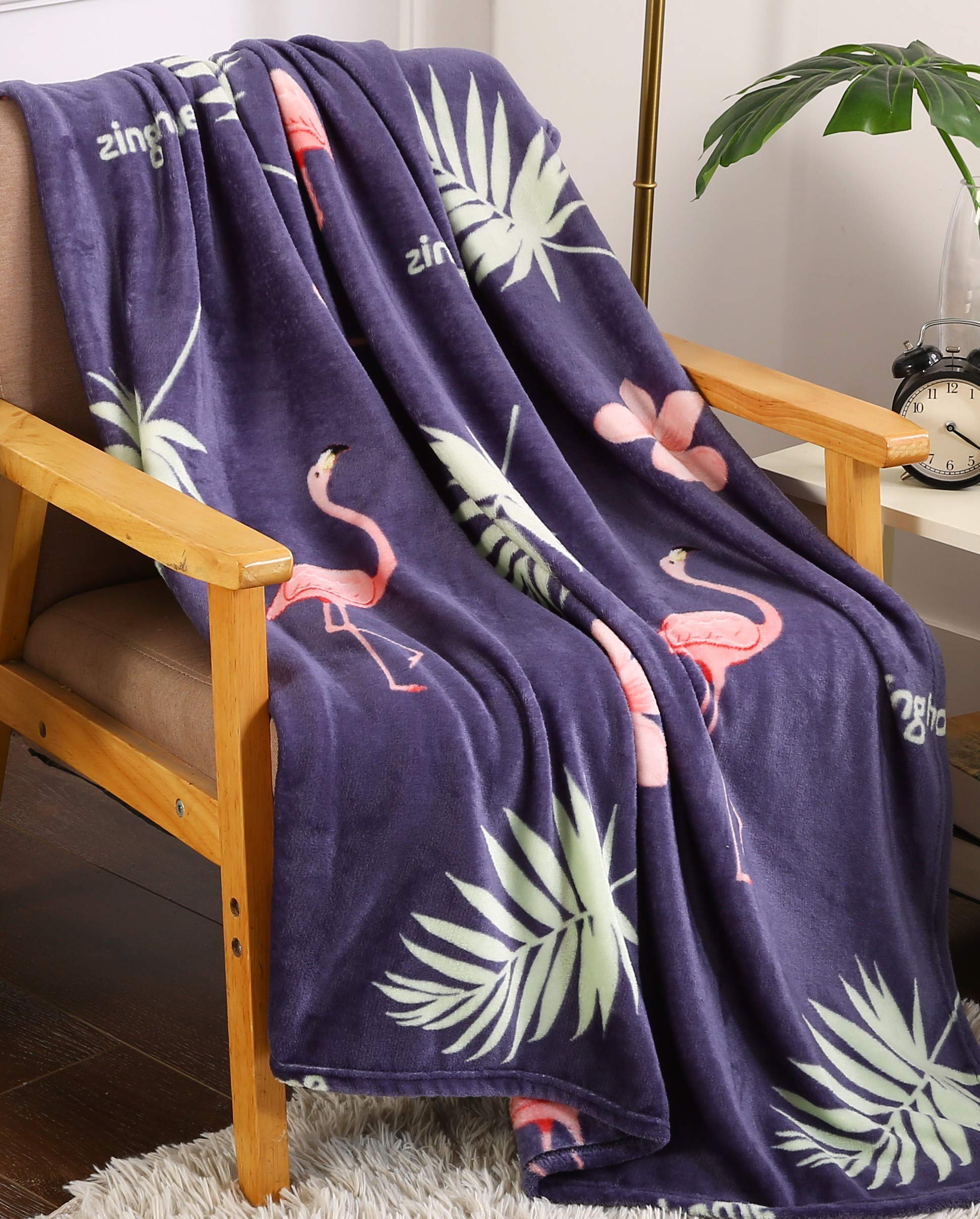 Décor&More Home Essentials Tropical Plush Throw - Best Buy Furniture