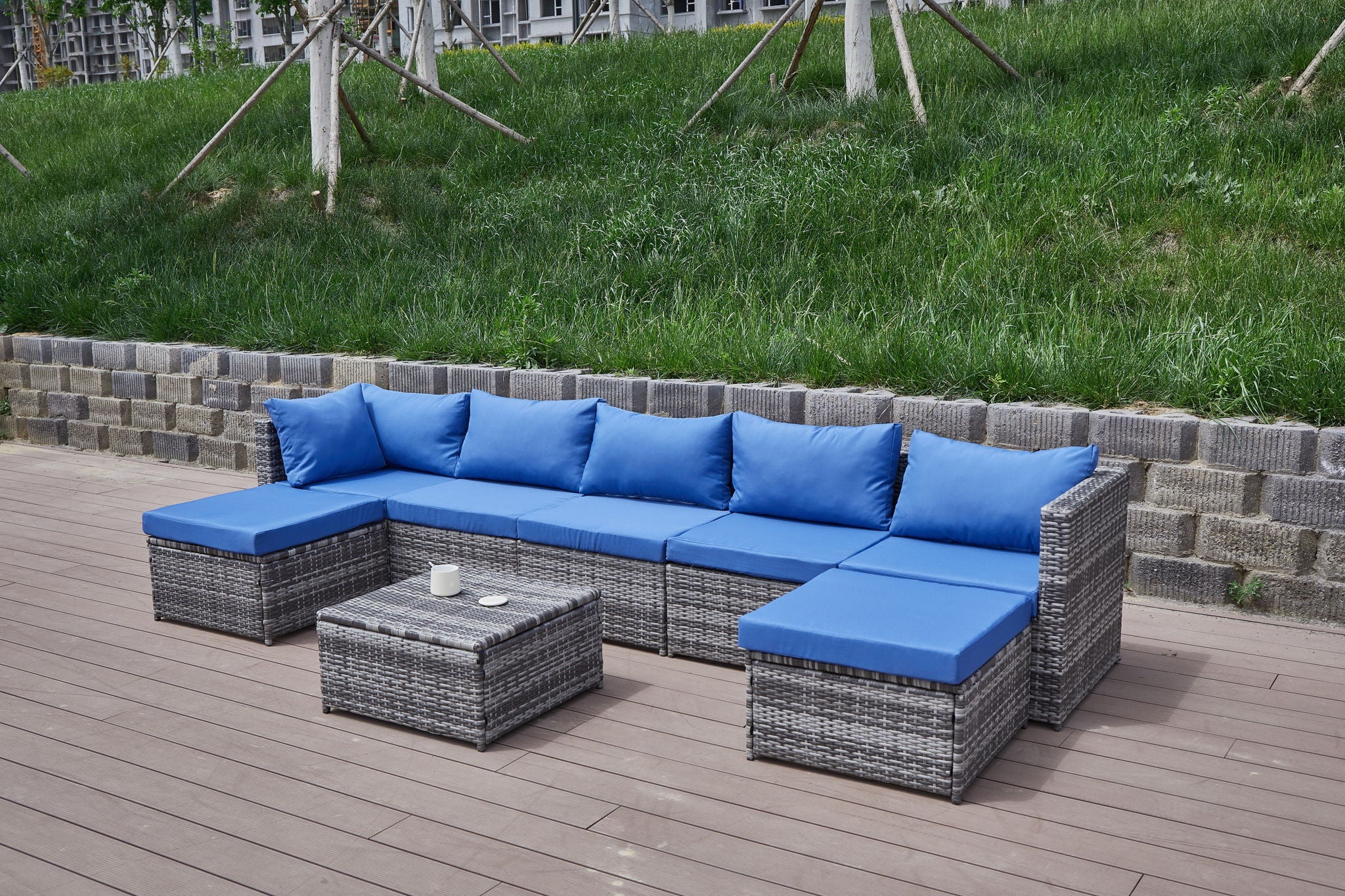 Patio Sofa With Cushions - Best Buy Furniture