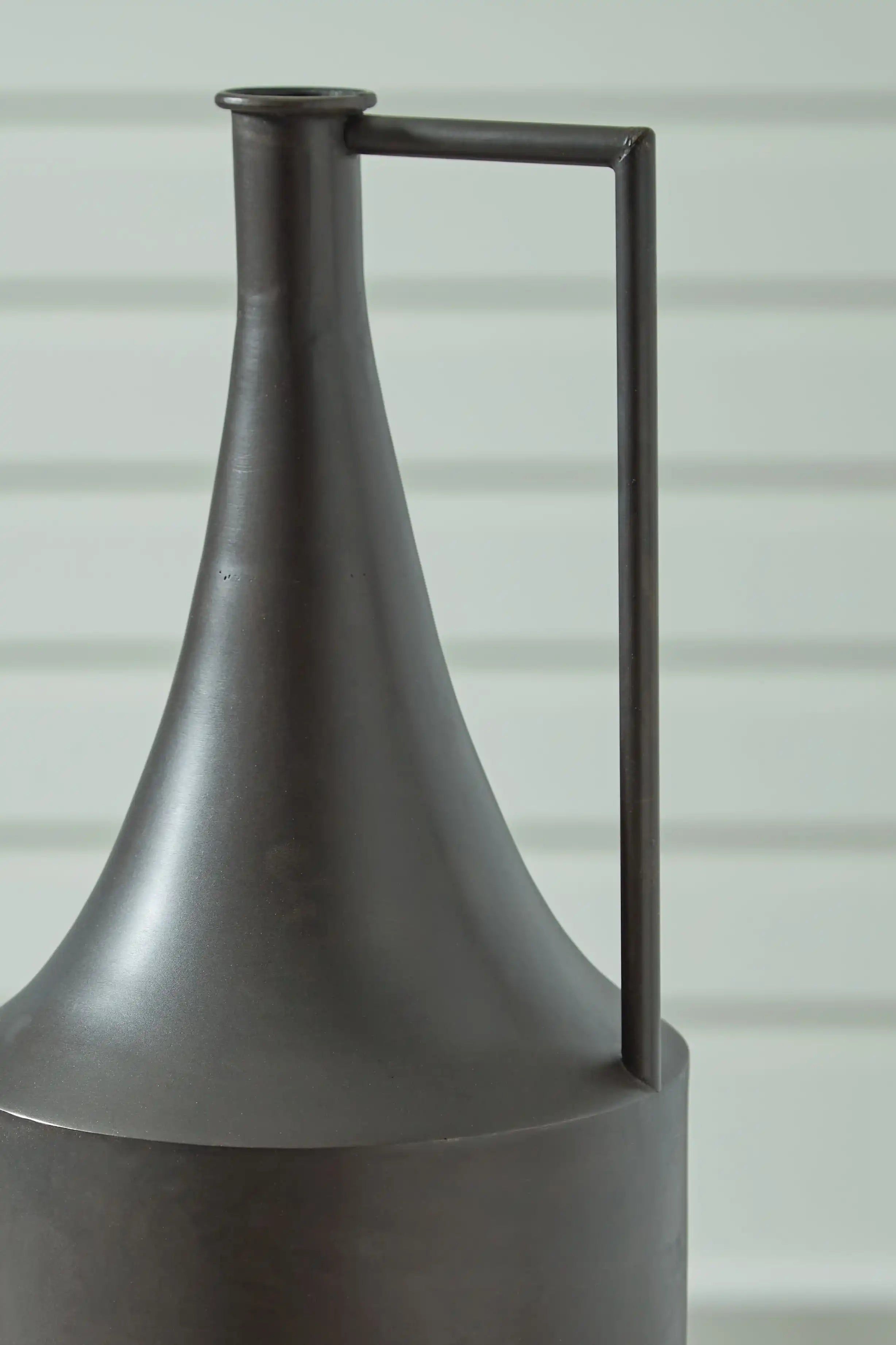 Zainforth - Vase - Best Buy Furniture