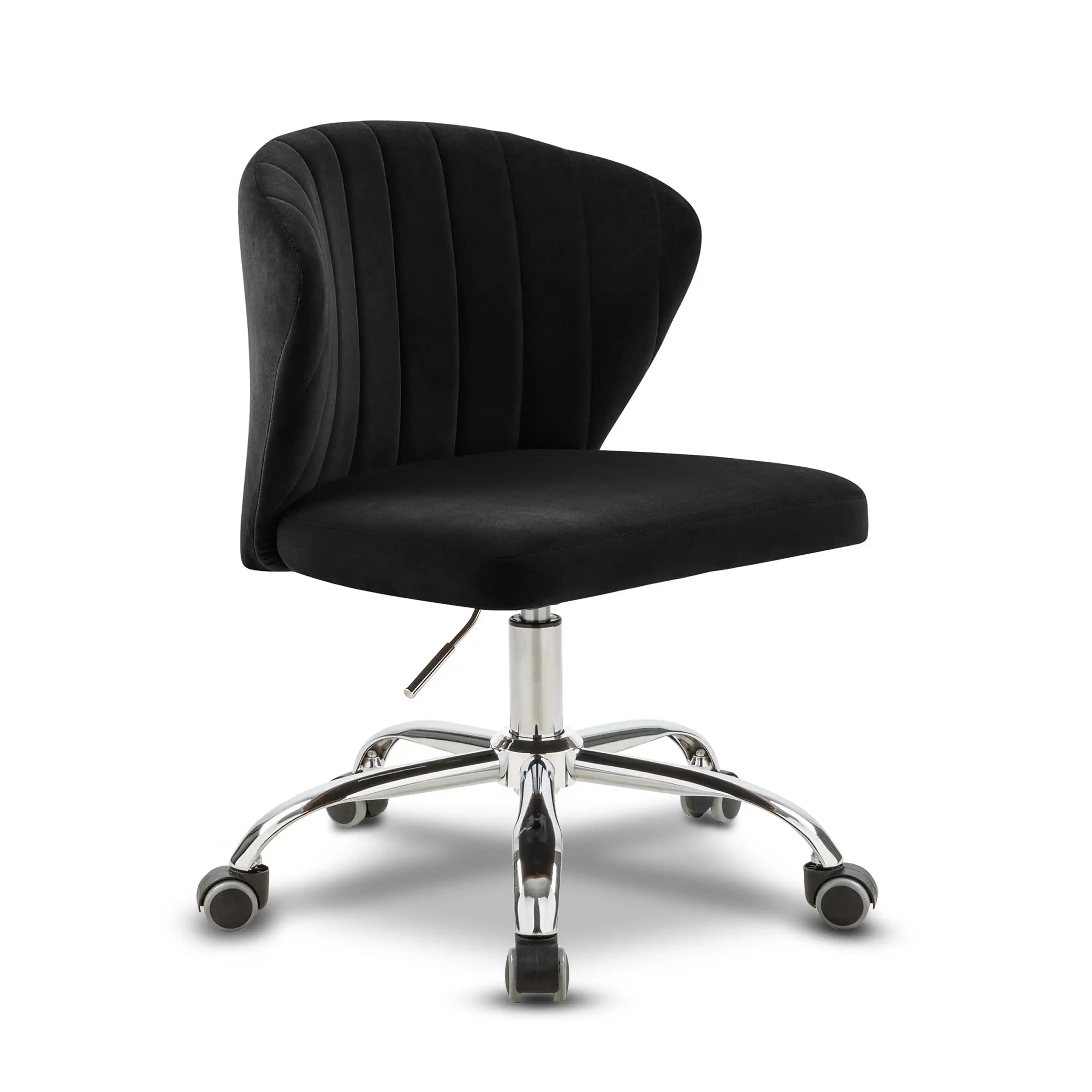Finley - Office Chair with Chrome Legs - Best Buy Furniture
