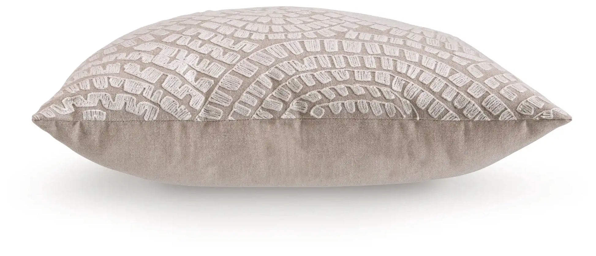Cortlen - Pillow - Best Buy Furniture
