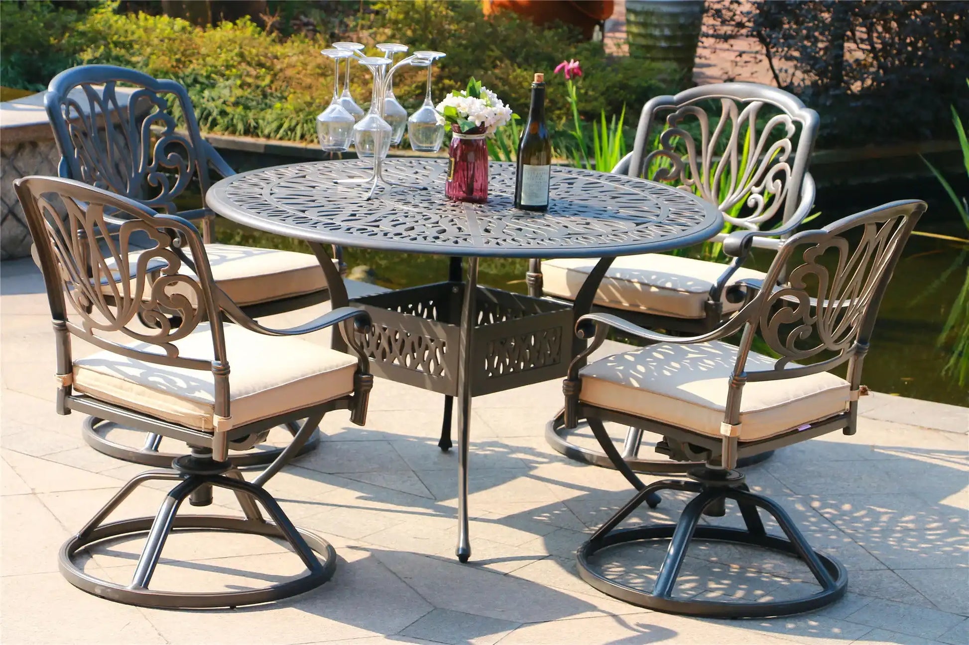 Round 48.03" Long Aluminum Dining Set With Cushions - Best Buy Furniture