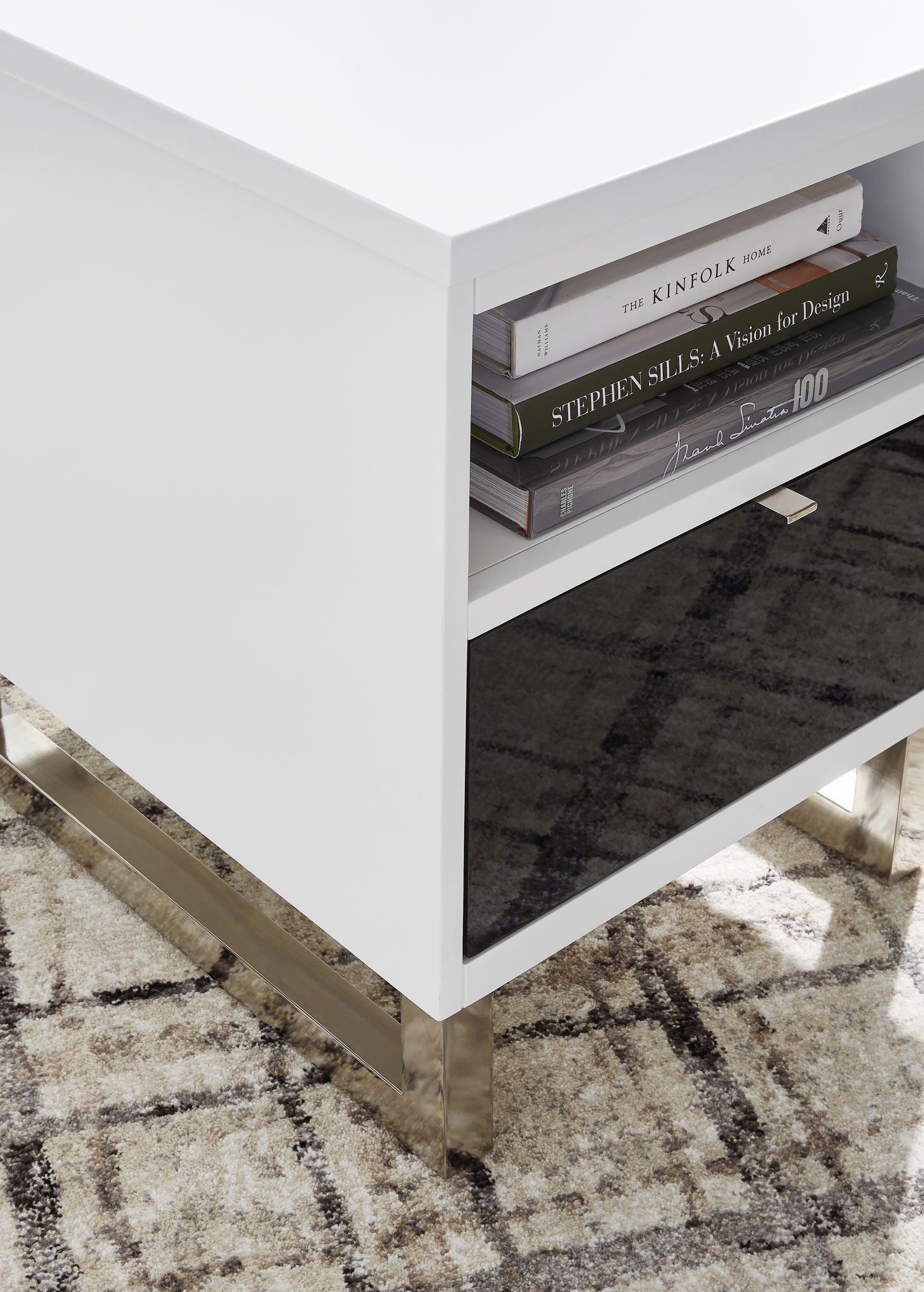 Gardoni - Chair Side End Table - White / Black - Best Buy Furniture