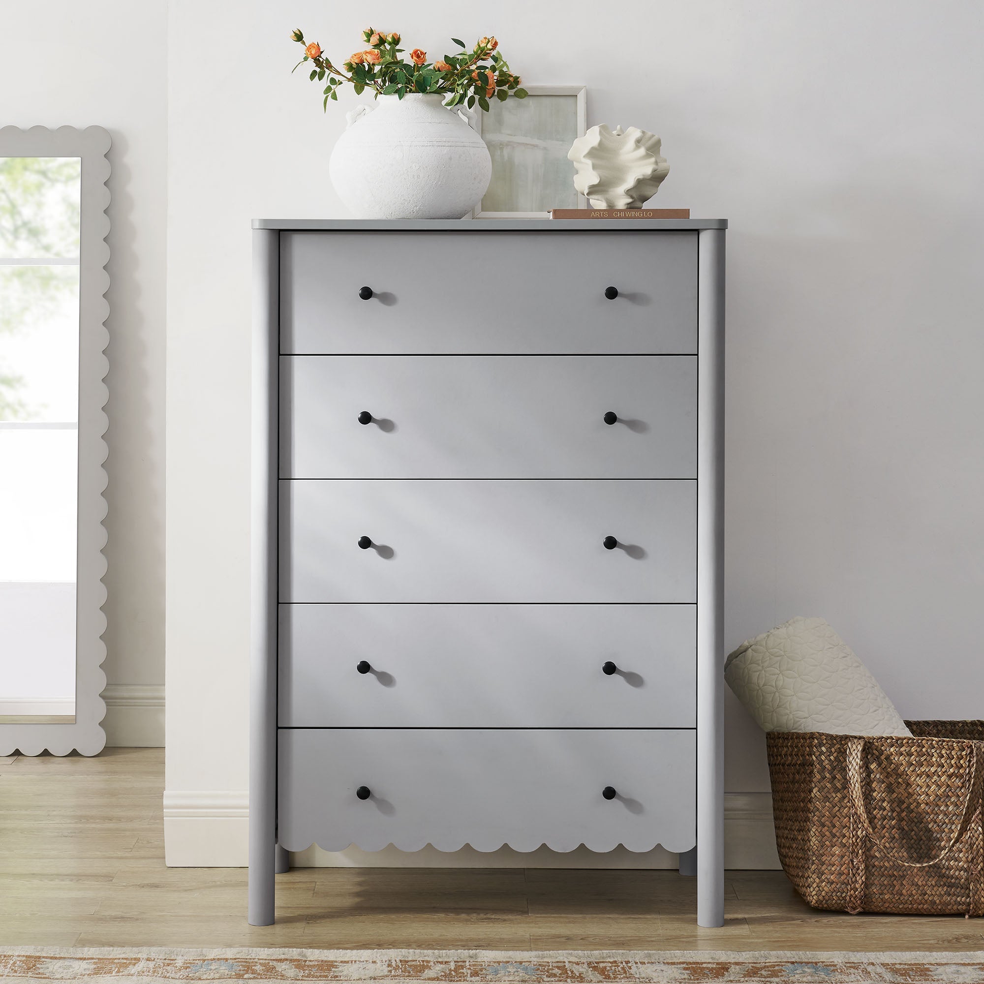Emmeline Scalloped 5-Drawer Chest - Best Buy Furniture