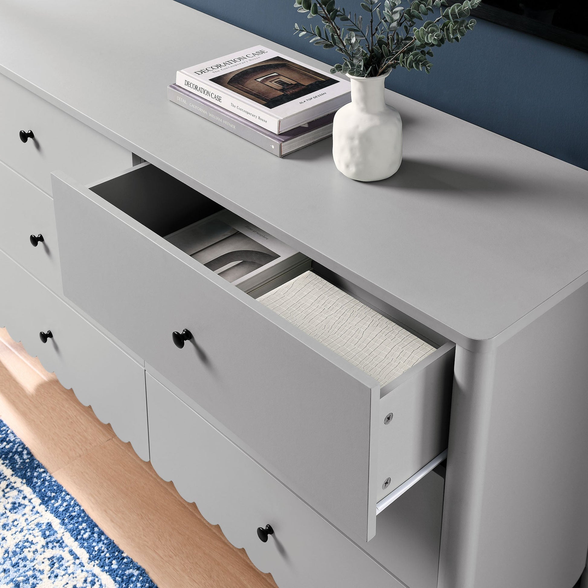 Emmeline Scalloped 6-Drawer Dresser - Best Buy Furniture