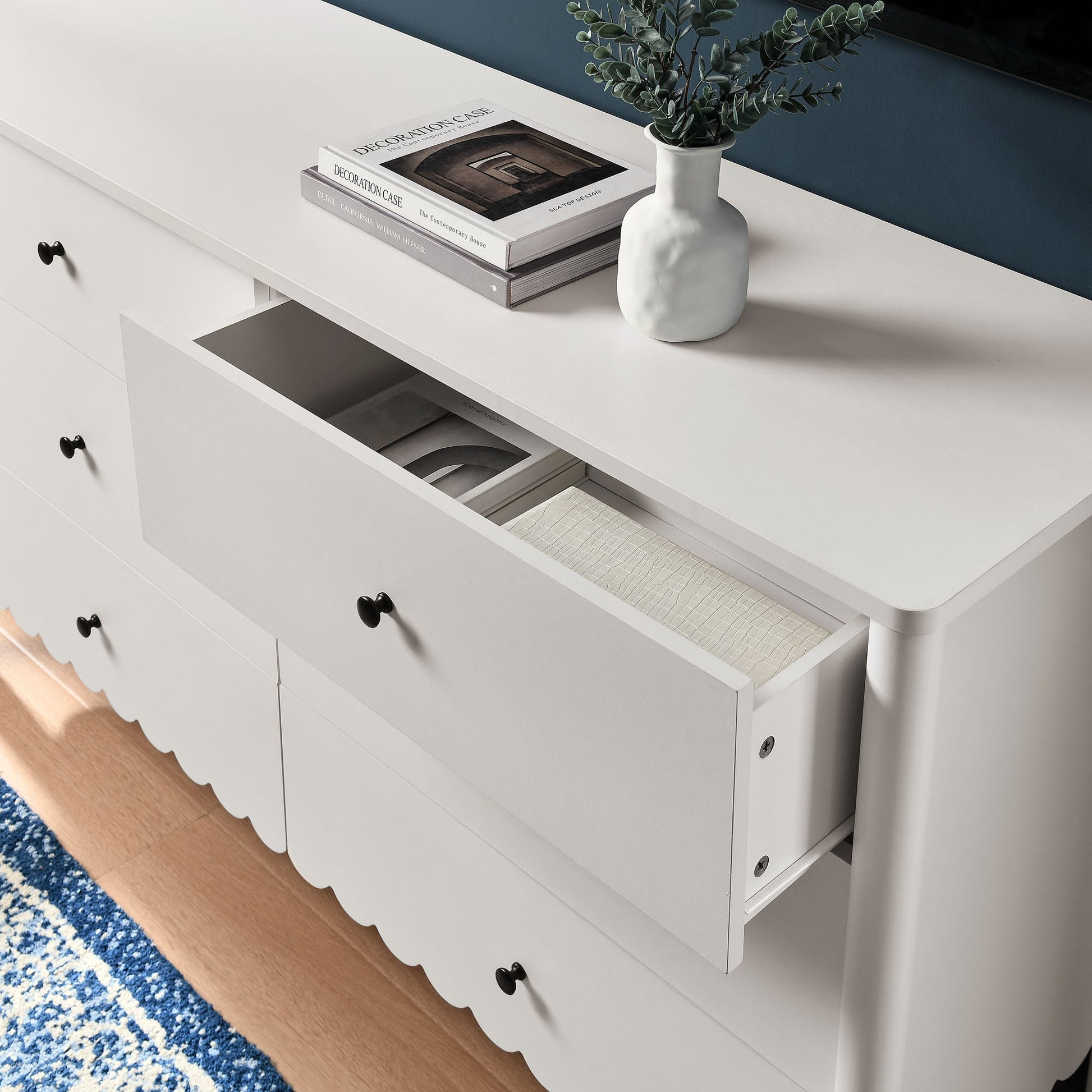 Emmeline Scalloped 6-Drawer Dresser - Best Buy Furniture