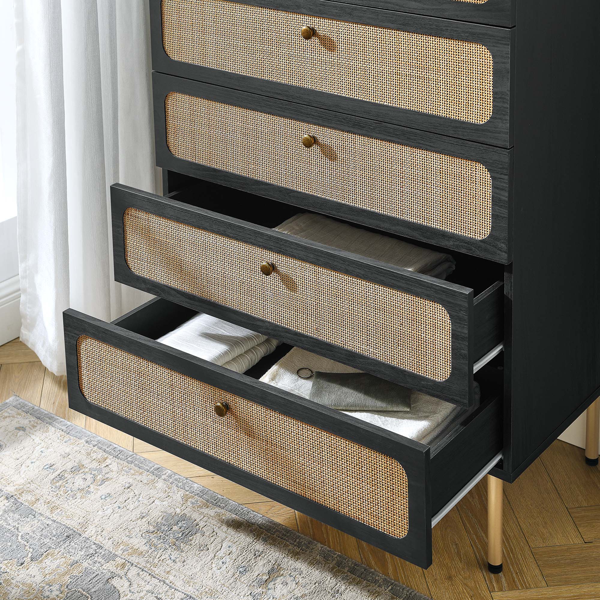Chaucer 5-Drawer Chest - Best Buy Furniture