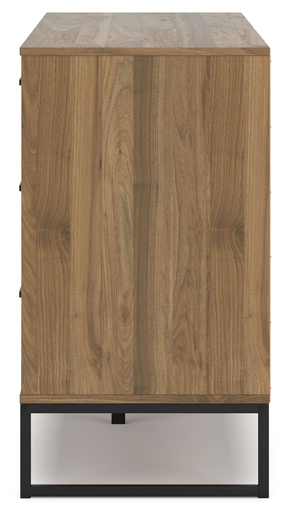 Deanlow - Six Drawer Dresser - Honey - Best Buy Furniture