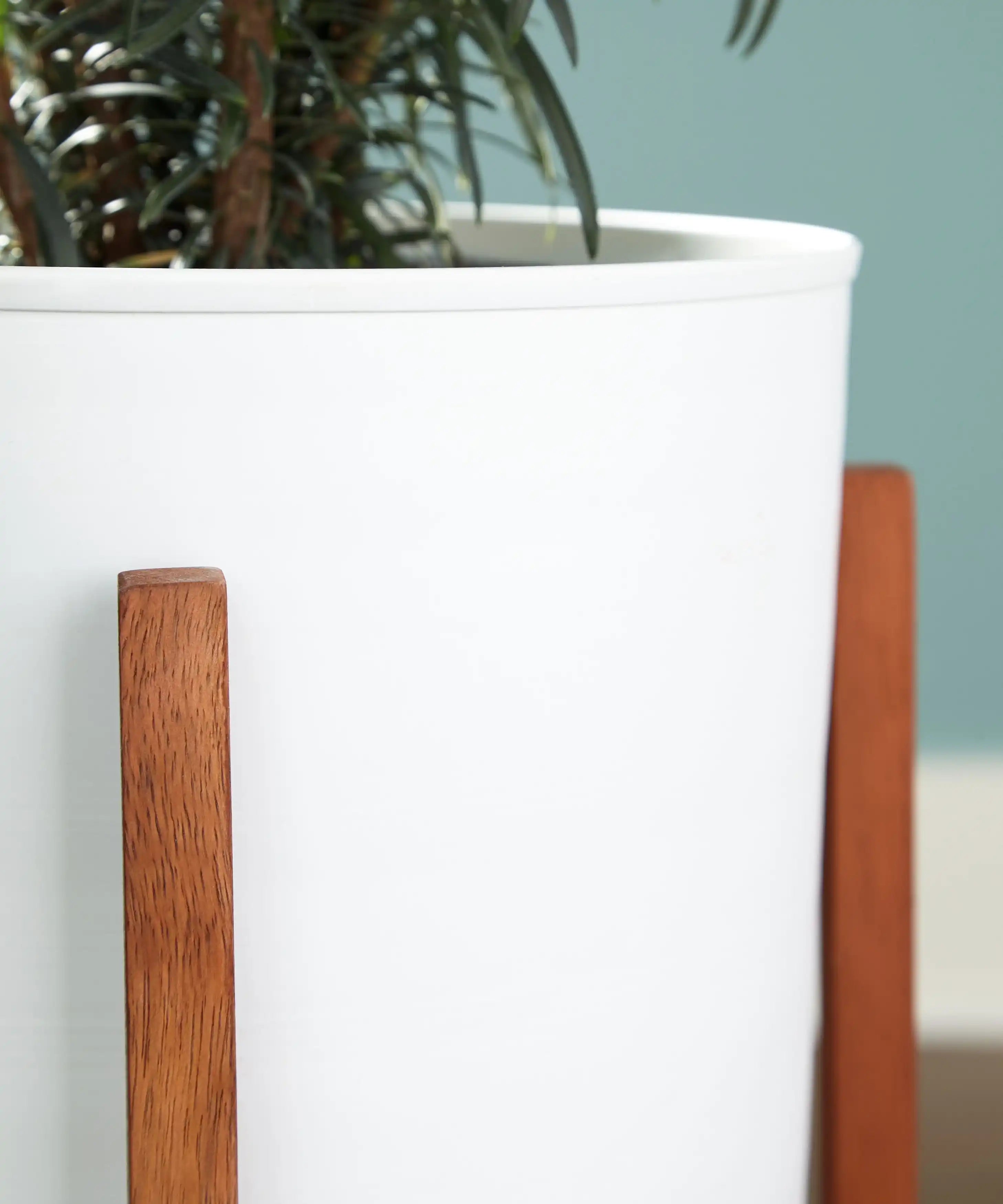 Dorcey - Planter Set (Set of 2) - White / Brown - Best Buy Furniture