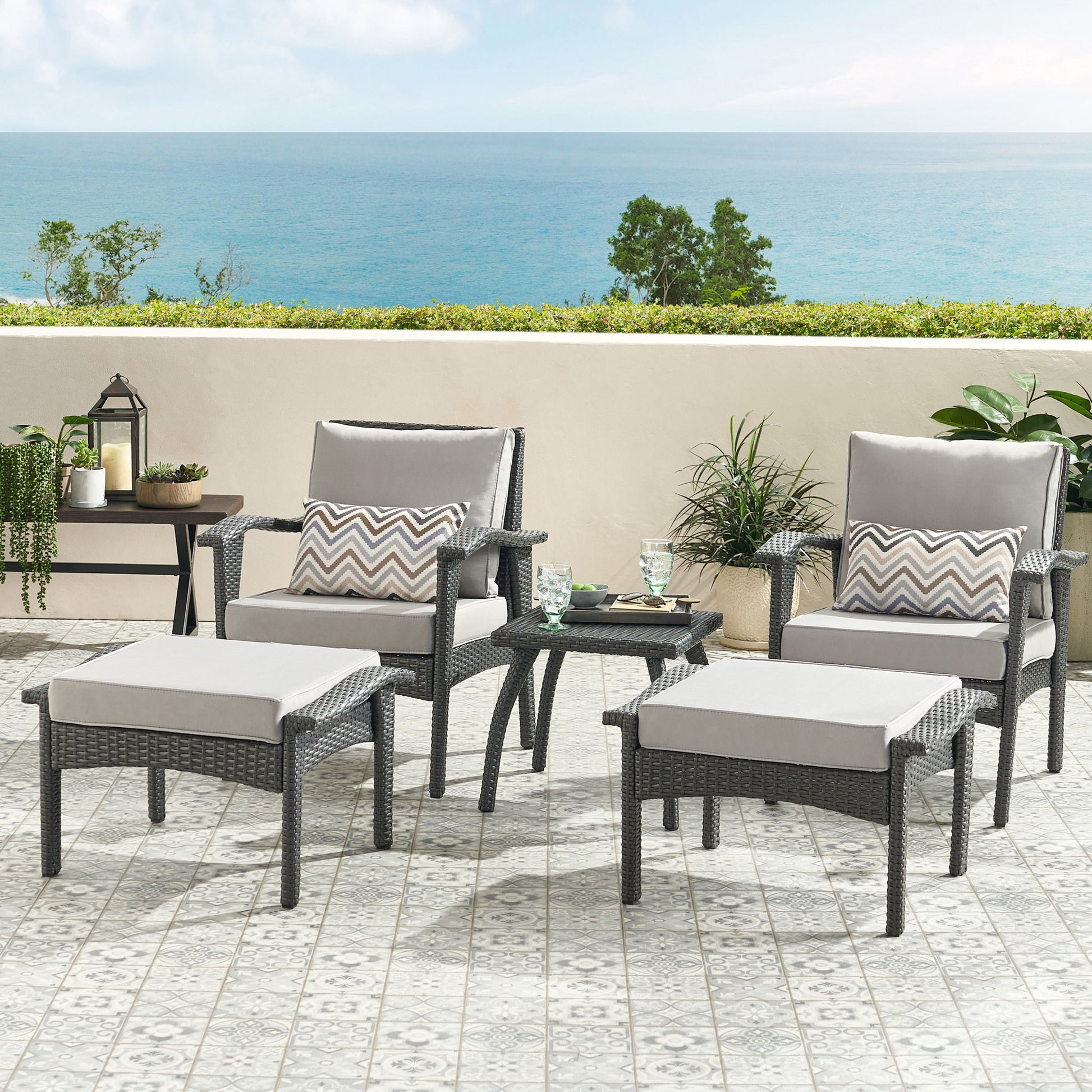 Honolulu - Modern Chat Set of 5 With Wicker - Gray / Silver - Best Buy Furniture